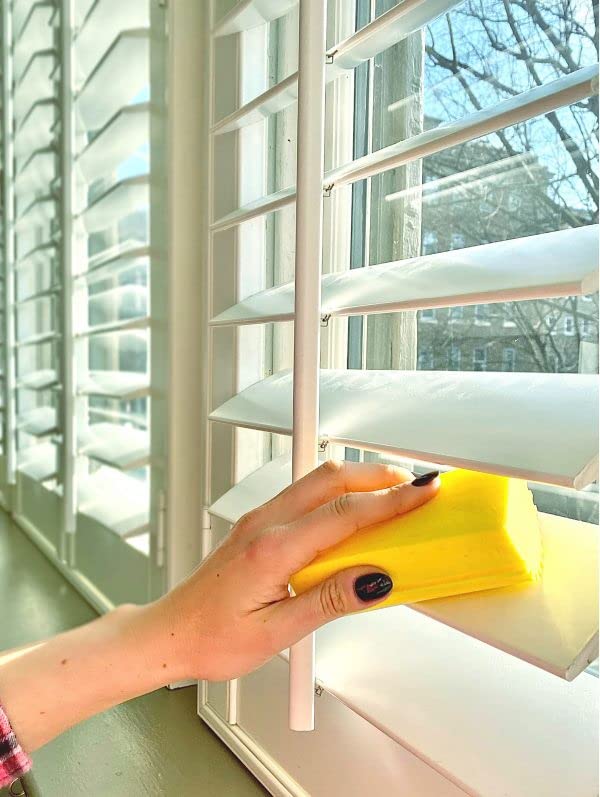 Scrub Daddy Damp Duster – Mehrzweck-Nassstaubschwamm für Jalousien, Heizkörper, Fußleisten und Spiegel, Gelb
