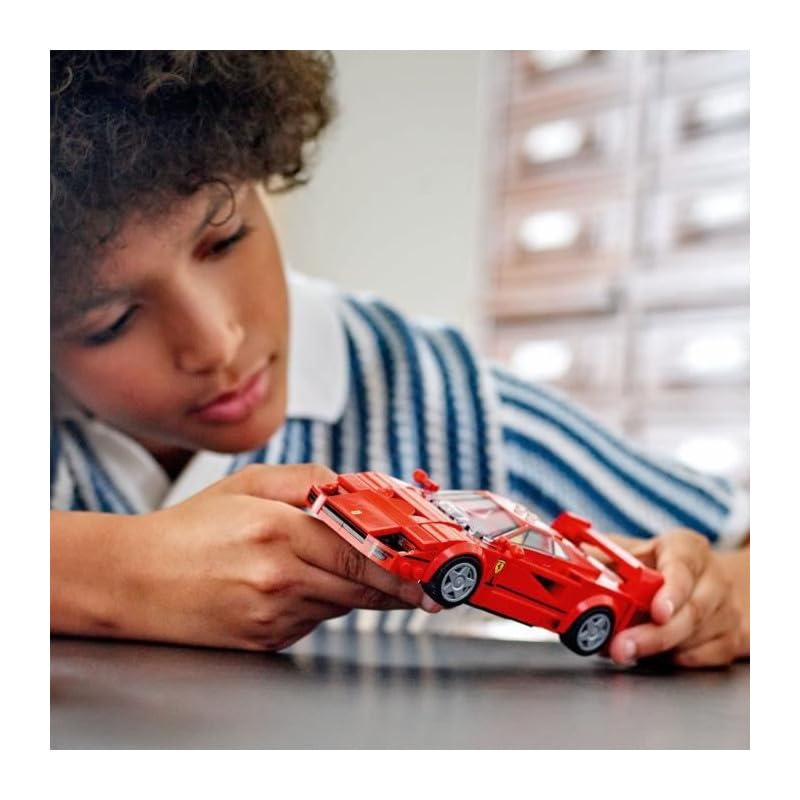 LEGO Speed Champions Ferrari F40 Supercar Baufahrzeug – 318-teiliges Spielzeugauto für Kinder ab 9 Jahren