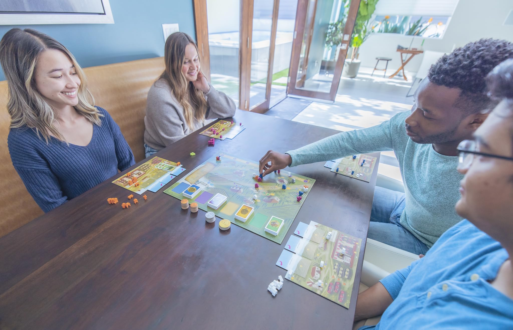 Stonemaier Games Weinbau: Essential Edition Brettspiel