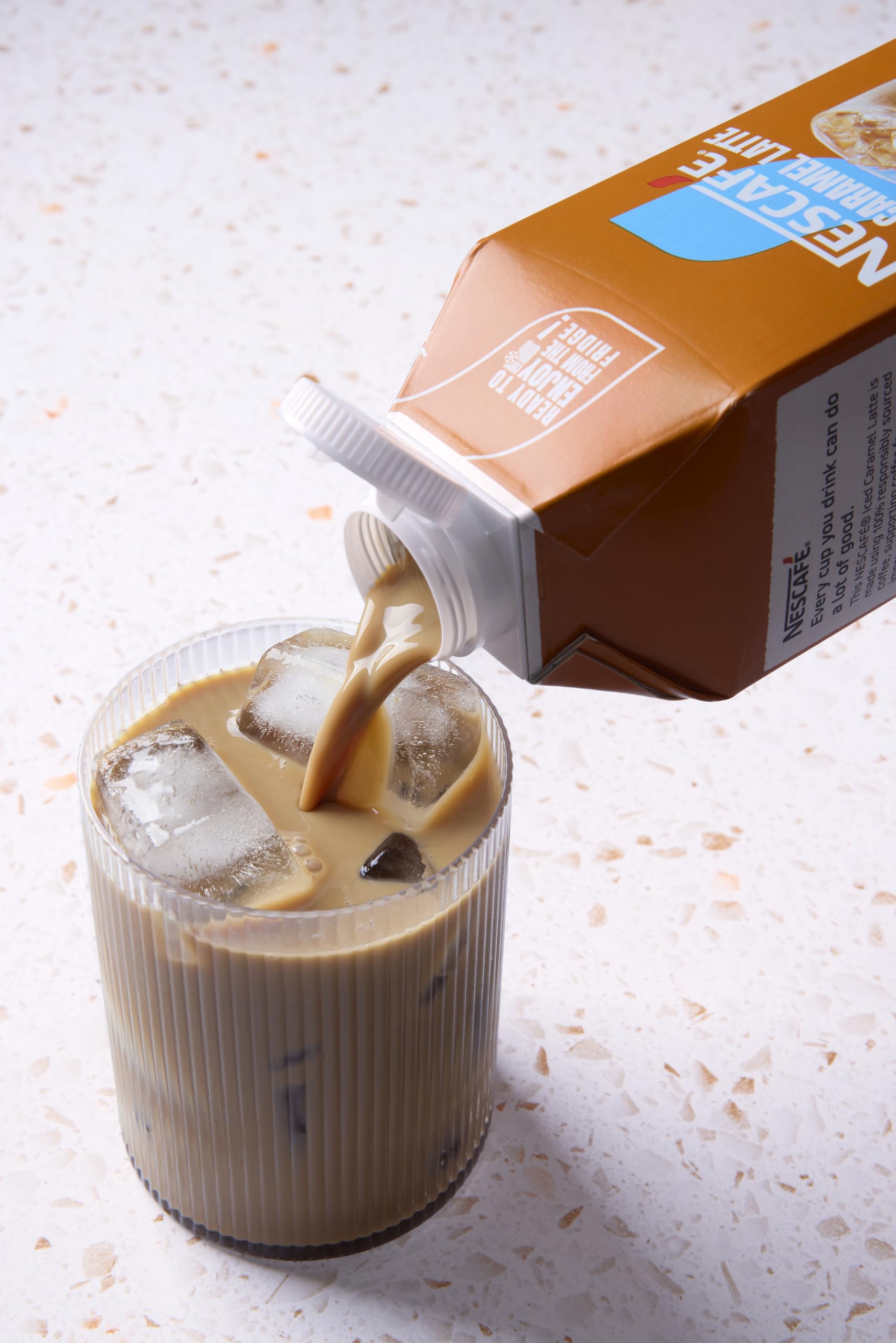 NESCAFÉ Eiskaffee Latte mit Karamellgeschmack, 750 ml – trinkfertig