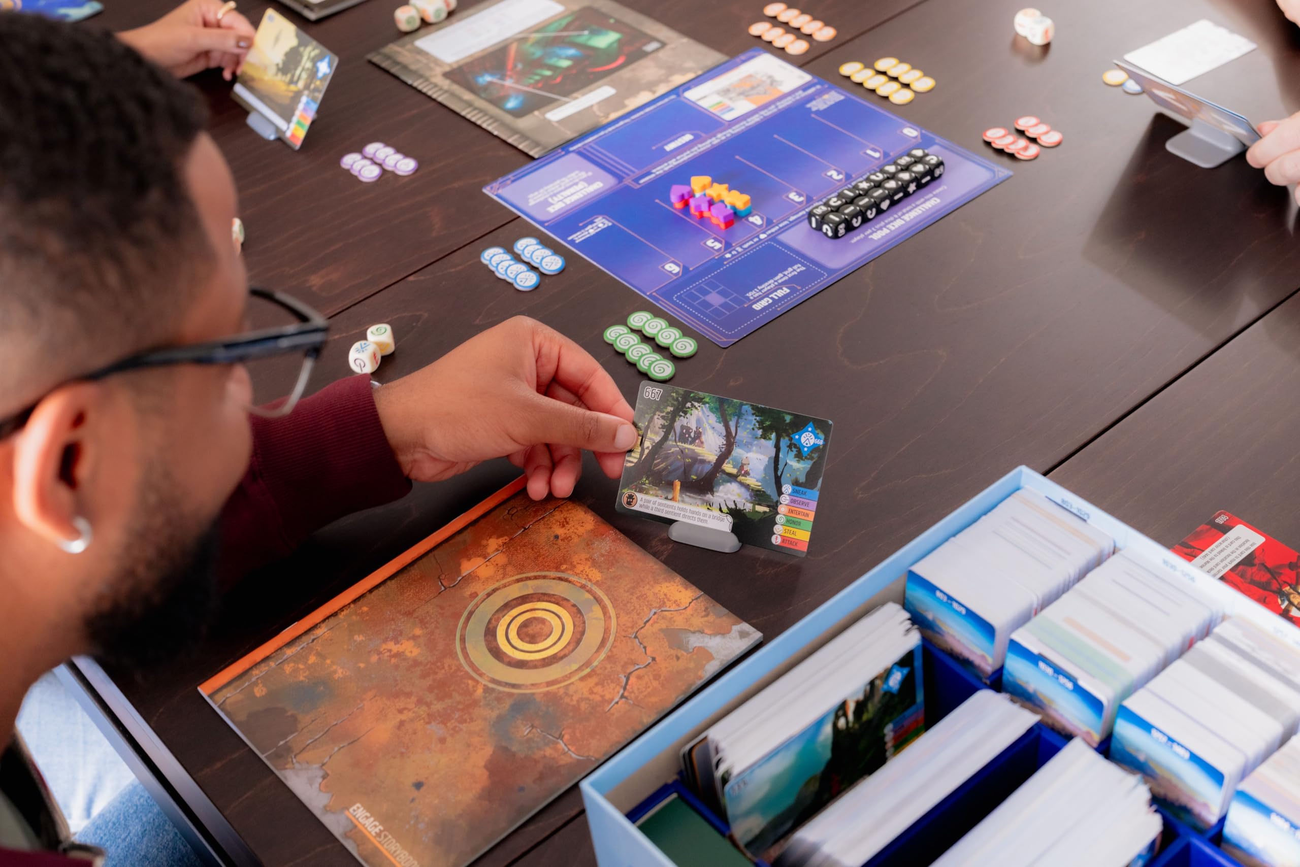 Stonemaier Games Vantage, kooperatives Open-World-Brettspiel für Kinder ab 14 Jahren