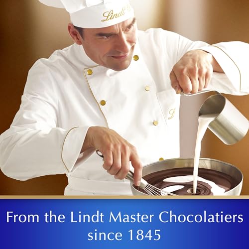 Lindt Classic Recipe Milk Hazelnut Chocolate Bar 100g 10