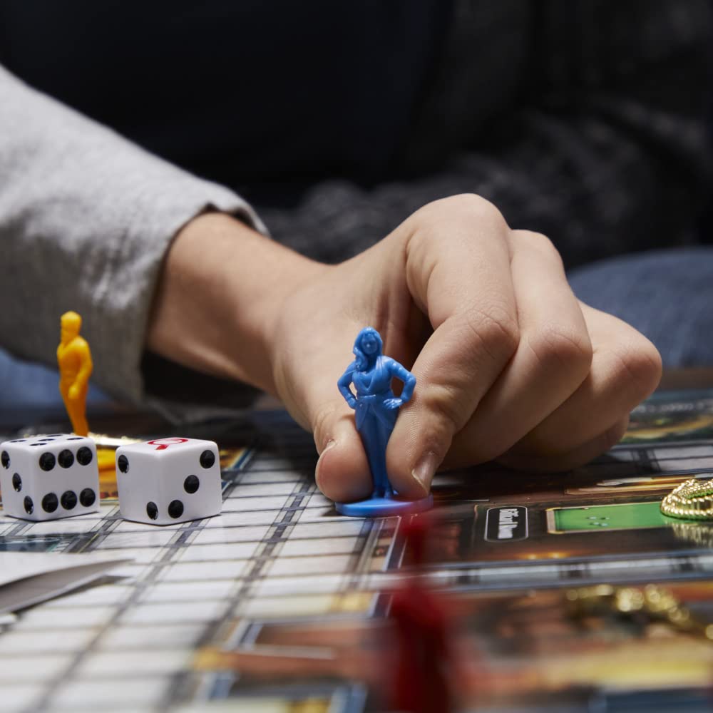 Hasbro Gaming Cluedo Detective Board Game for 2-6 Players 4