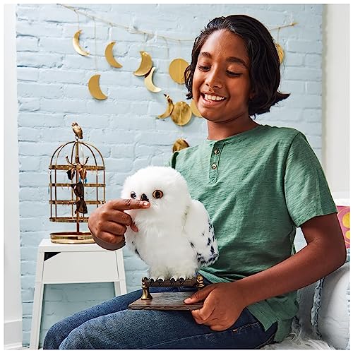 Wizarding World Enchanting Hedwig Interactive Harry Potter Owl con oltre 15 suoni