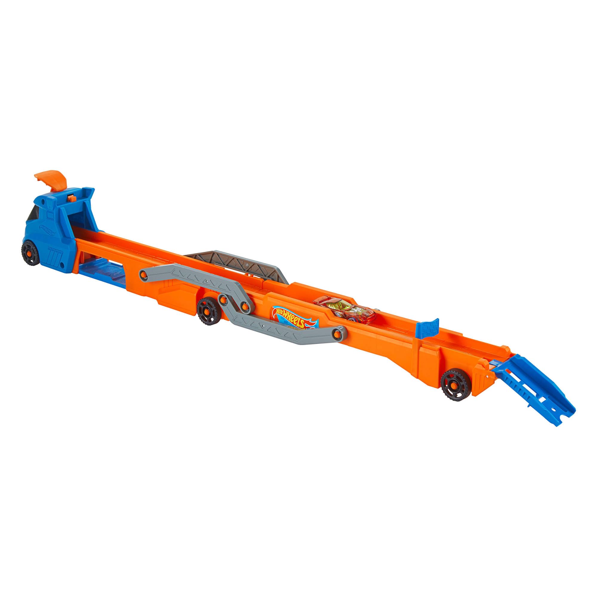 Hot Wheels Speed Track Transporter-Spielset – Orange City Speed Vehicle mit Auto im Maßstab 1:64 und 2,5 Fuß langer Strecke für Kinder