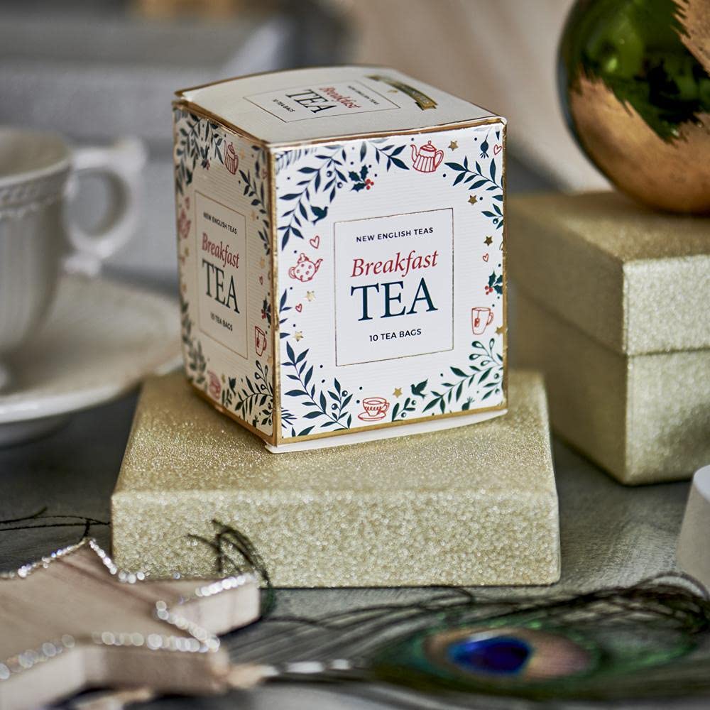 New English Teas White Christmas Tea Gift Box with 10 English Breakfast Teabags