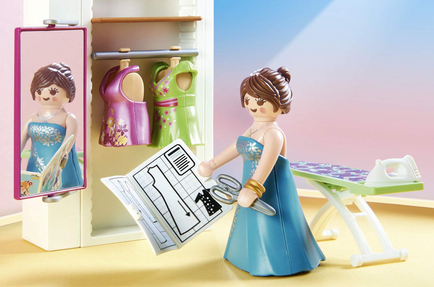 PLAYMOBIL 70208 Dollhouse Master Bedroom with Interchangeable Dresses and Lighting Effects - Playset for Kids 4+ 11