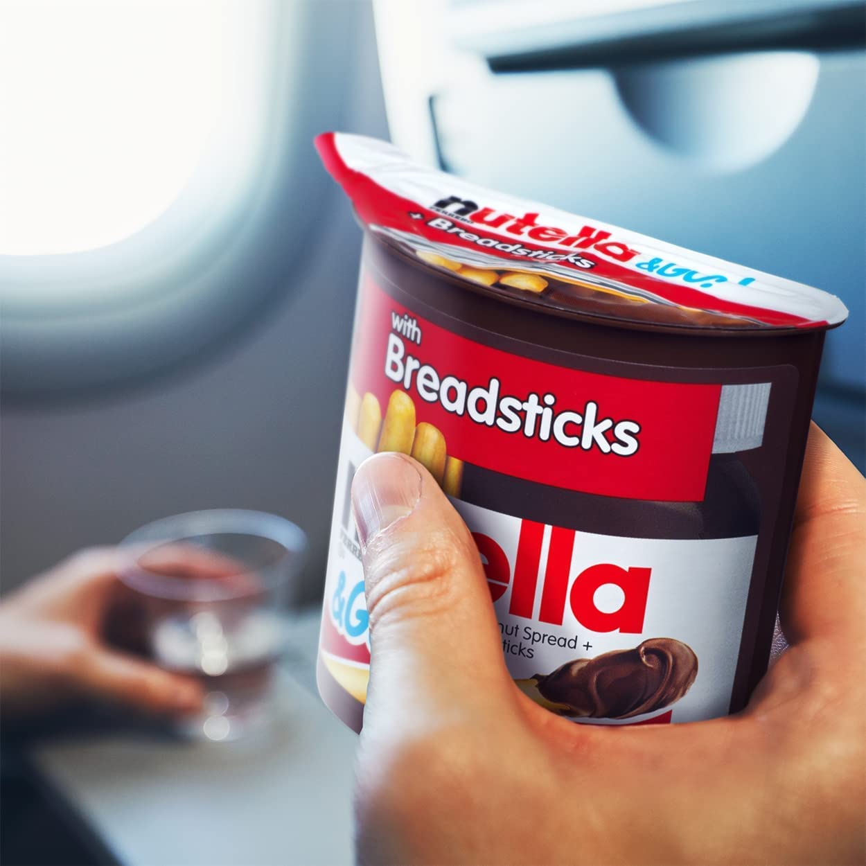 Nutella Chocolate Hazelnut Spread with Breadsticks Snack Pack - 96g 7