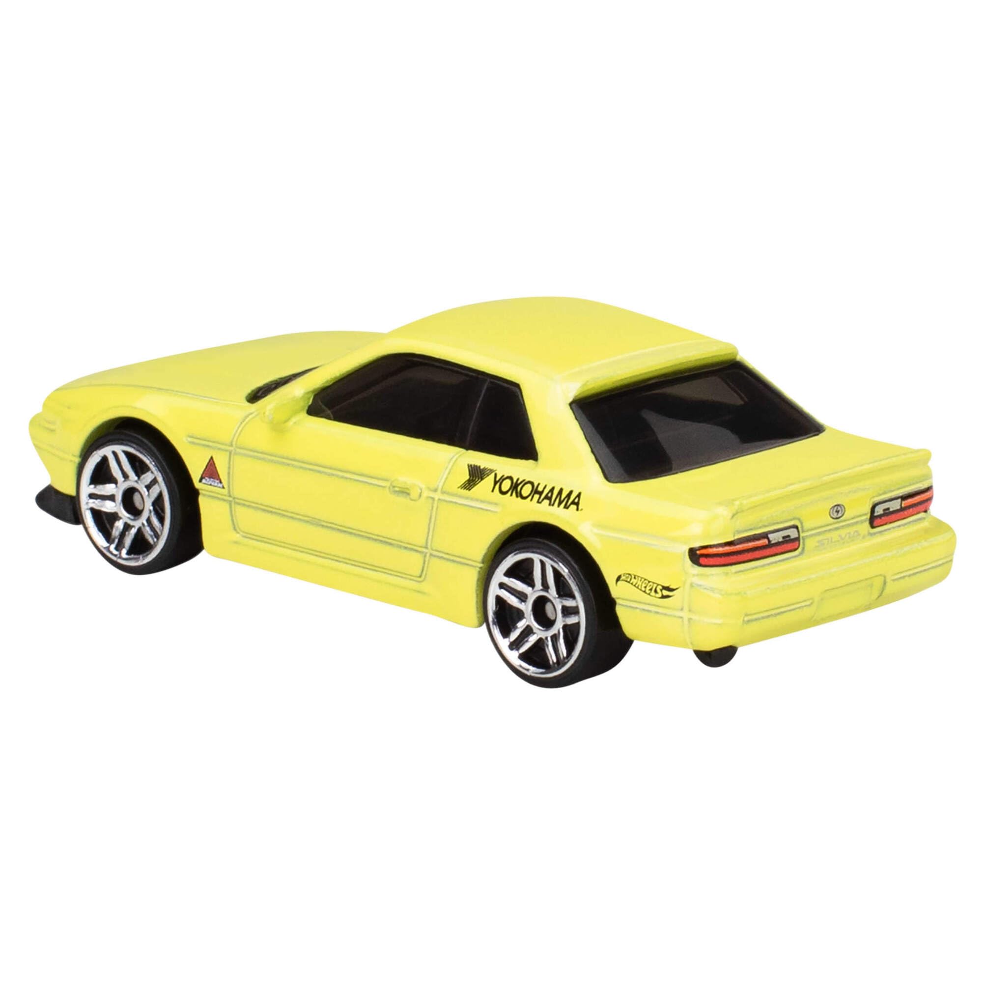 Hot Wheels Fast & Furious 5-Pack - 1:64 Scale Die-Cast Vehicles for Kids & Collectors 3