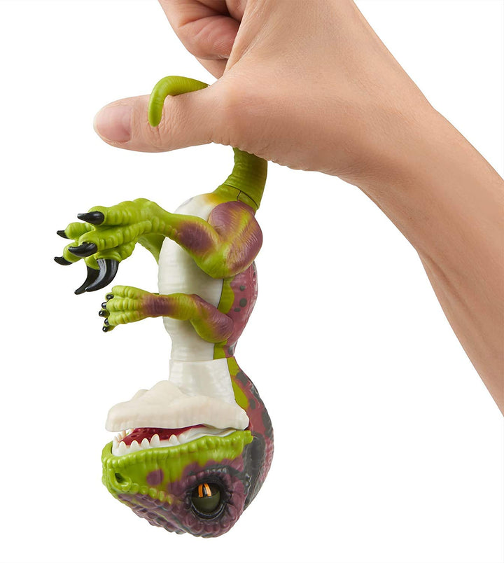 Untamed Raptor di Fingerlings - Stealth Green - Baby Dinosaur interattivo da collezione - Di WowWee