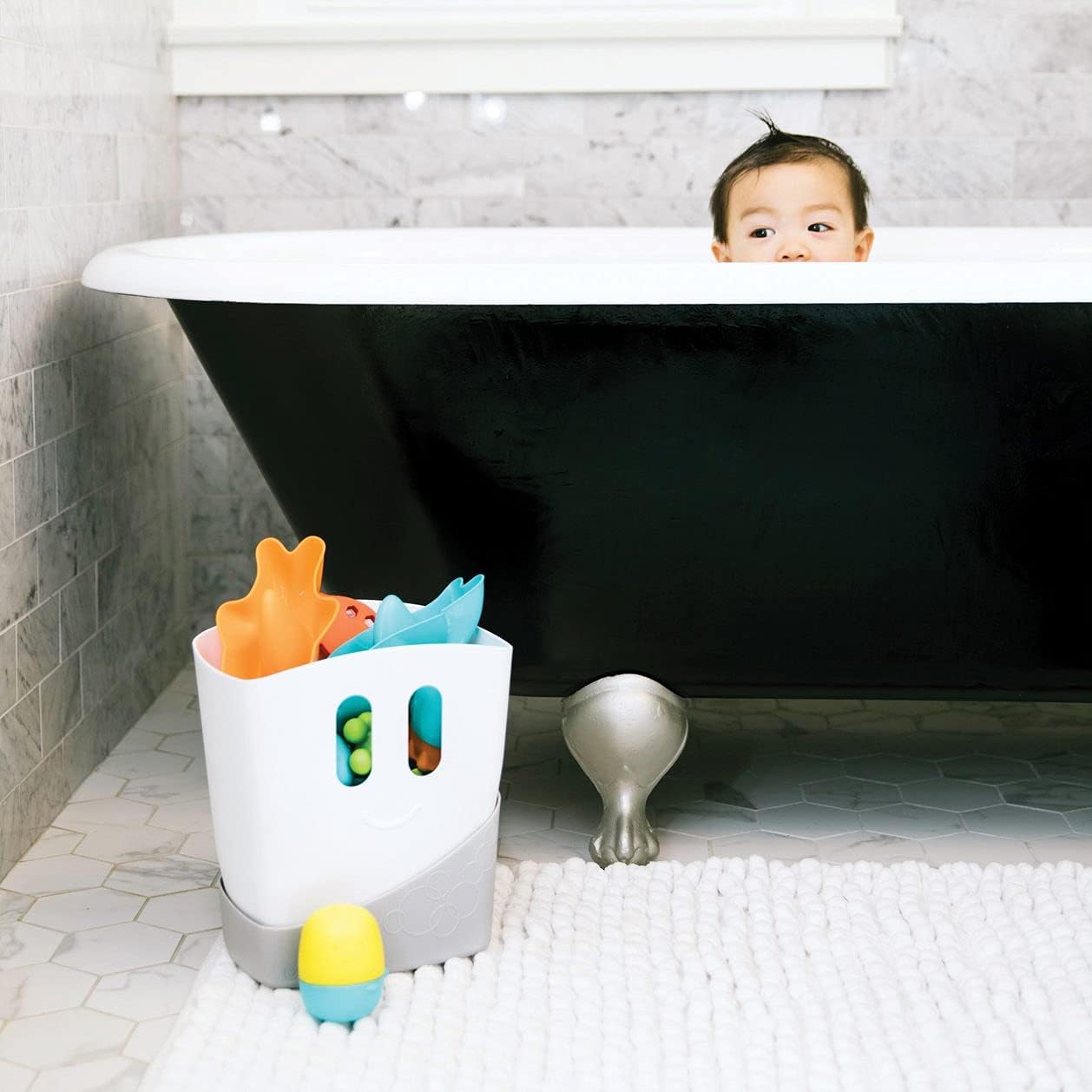 Ubbi Freestanding Bath Toy Organizer - Bath Caddy with Removable Drying Rack & Scoop, Grey 8