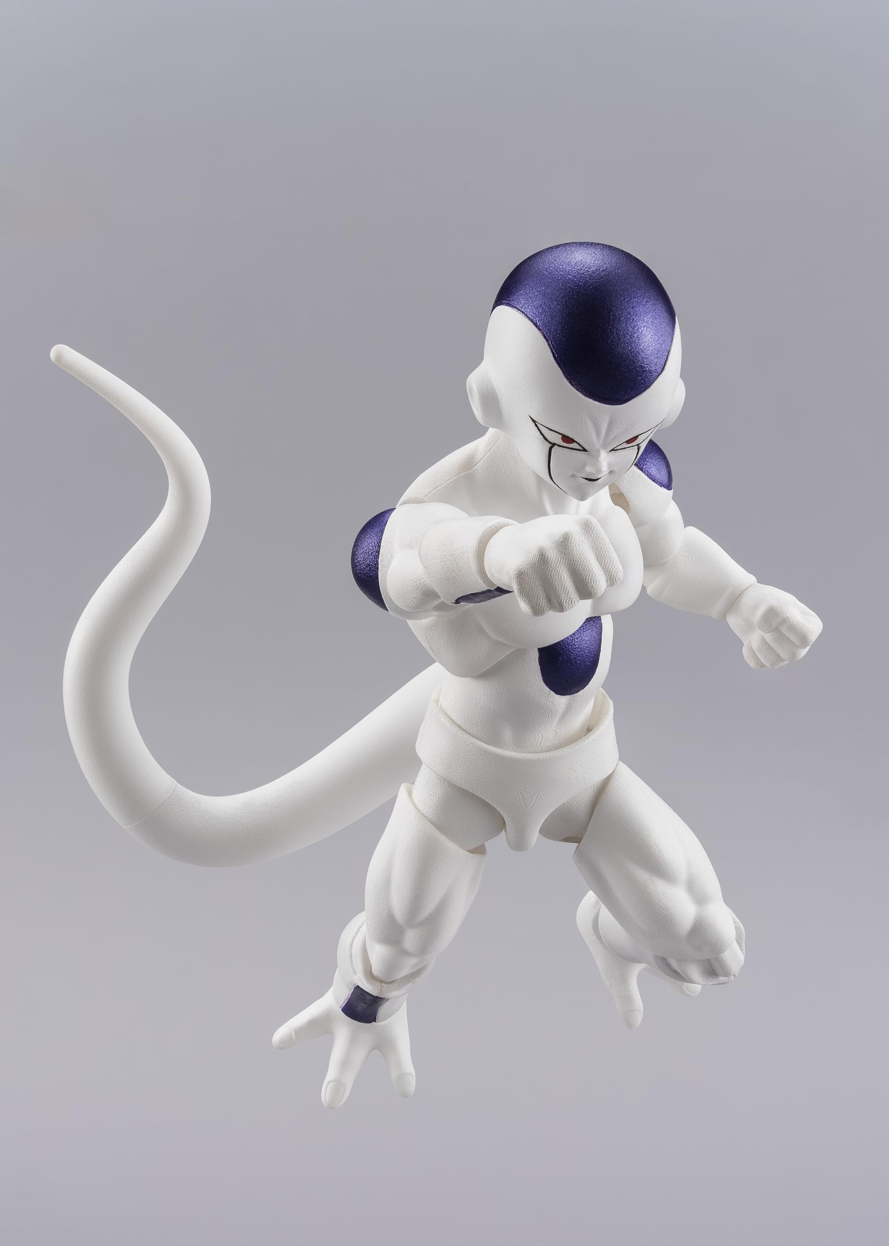 BANDAI Dragon Ball Evolve Frieza 4th Form Action Figure | 12.5 cm Height | 27 Points of Articulation 3