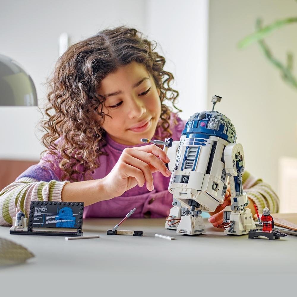LEGO Star Wars R2-D2 Building Set - 1050-Piece Model with Minifigures for Ages 10+ 7