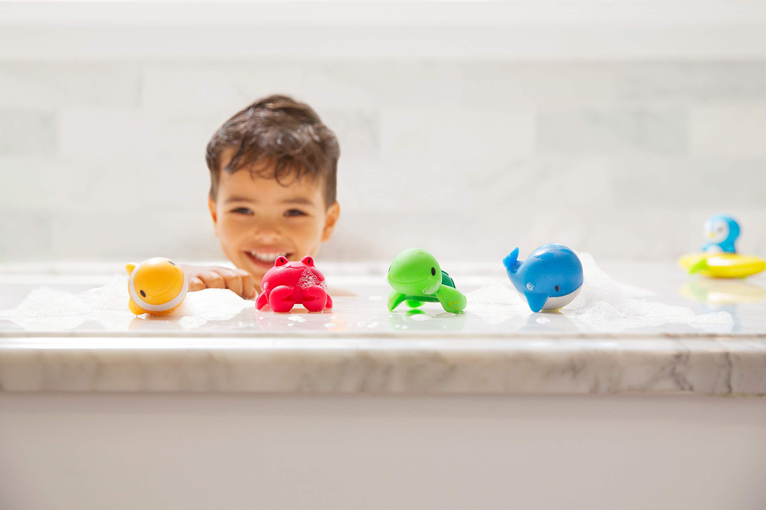 Munchkin Floating Ocean Animal Rubber Bath Squirt Toys - 8 Pack for Baby