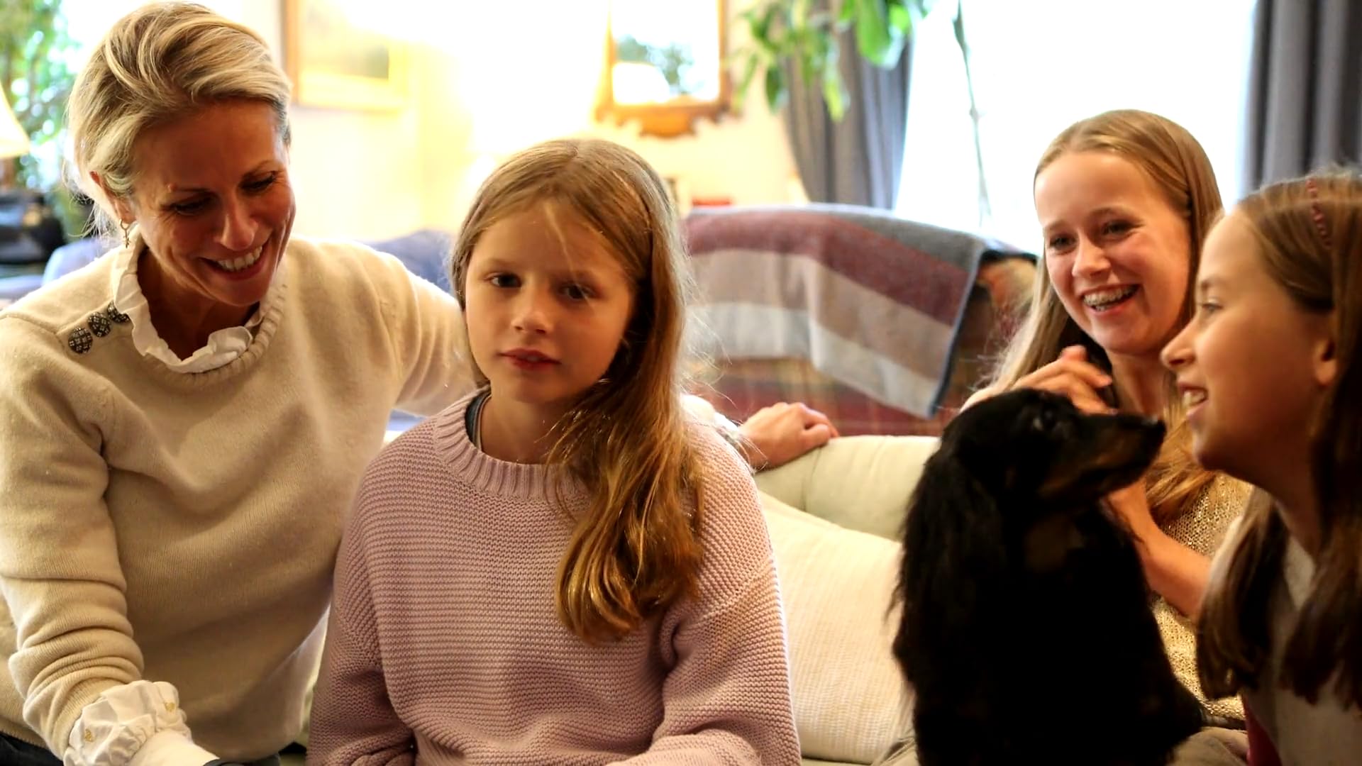 Talking Tables Christmas Family Games Night - Six Festive Card Games for Kids and Adults 10