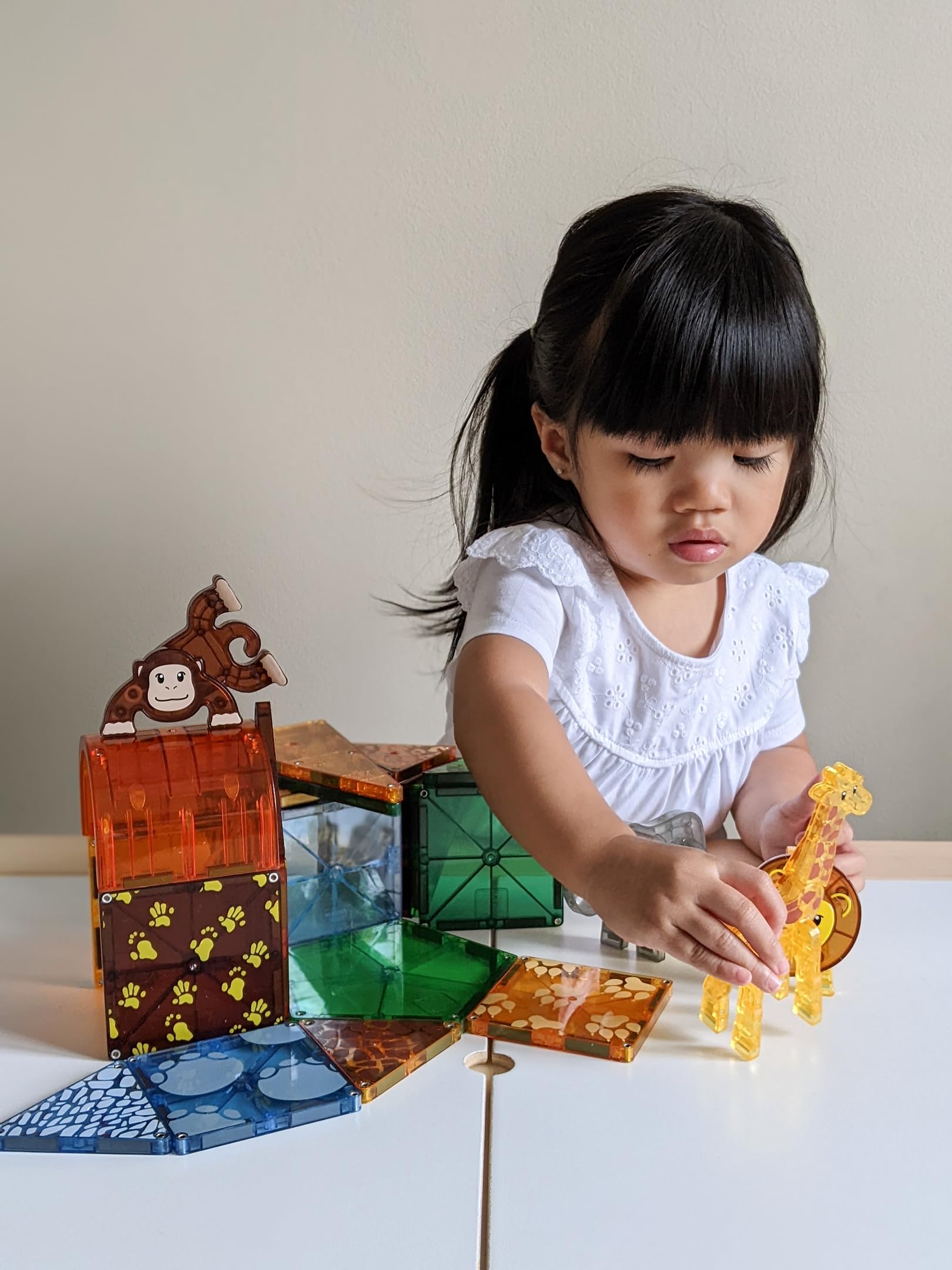 Magna-Tiles Safari Animals 25-Piece Set - 3D Magnetic Building Tiles in Clear Colors 4