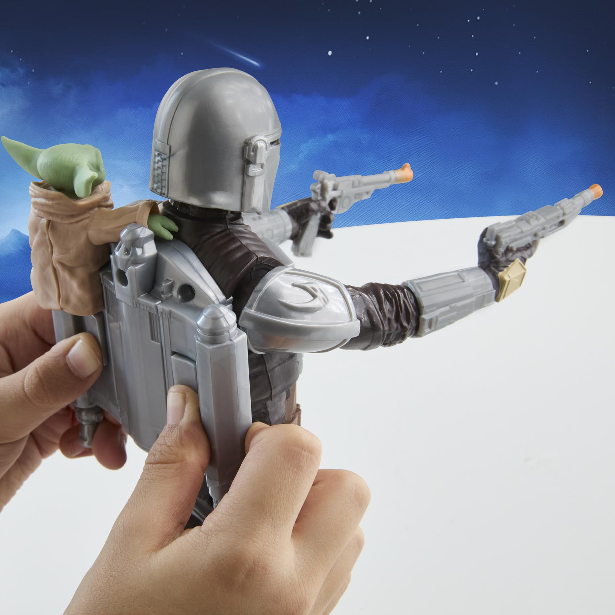 Star Wars The Mandalorian & Grogu Bounty Blaster Action Figure - 28 cm | Interactive Sound & Movement 3
