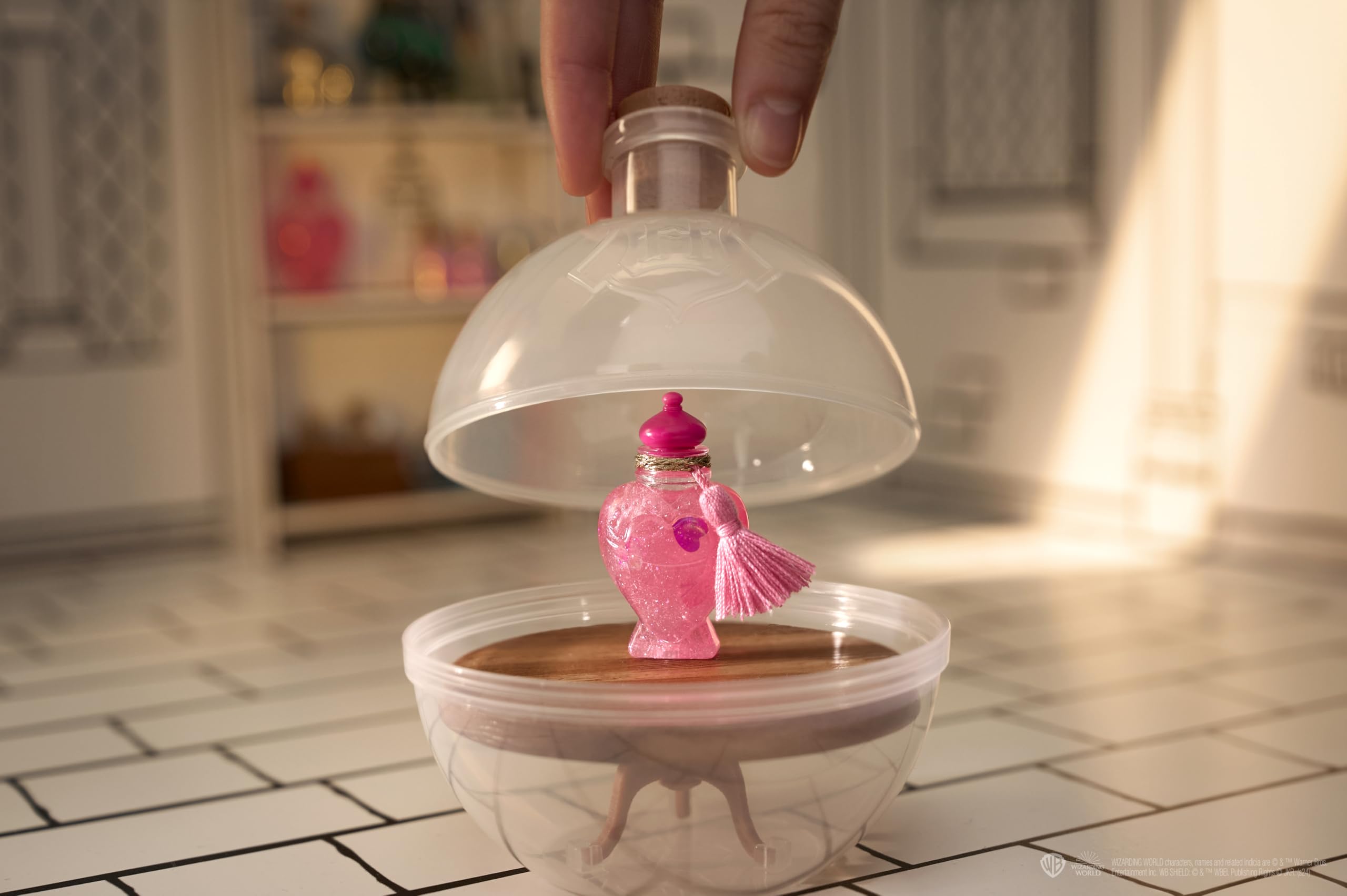 MGA's Miniverse Make It Mini Potions - Harry Potter DIY Resin Play Set for Kids 8+ 2