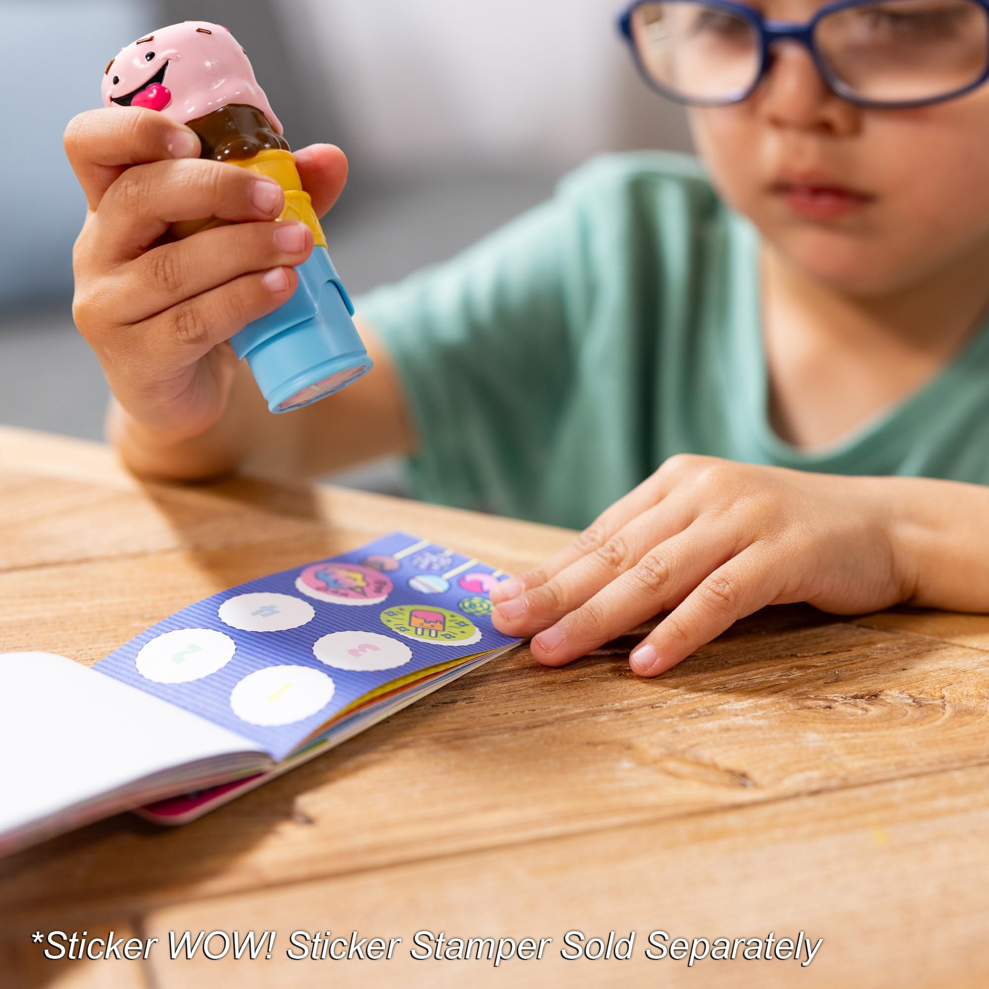 Melissa & Doug Sticker Wow! Mini Activity Pad & 200 Refill Stickers | Favourite Things Theme | Ages 3+ 6