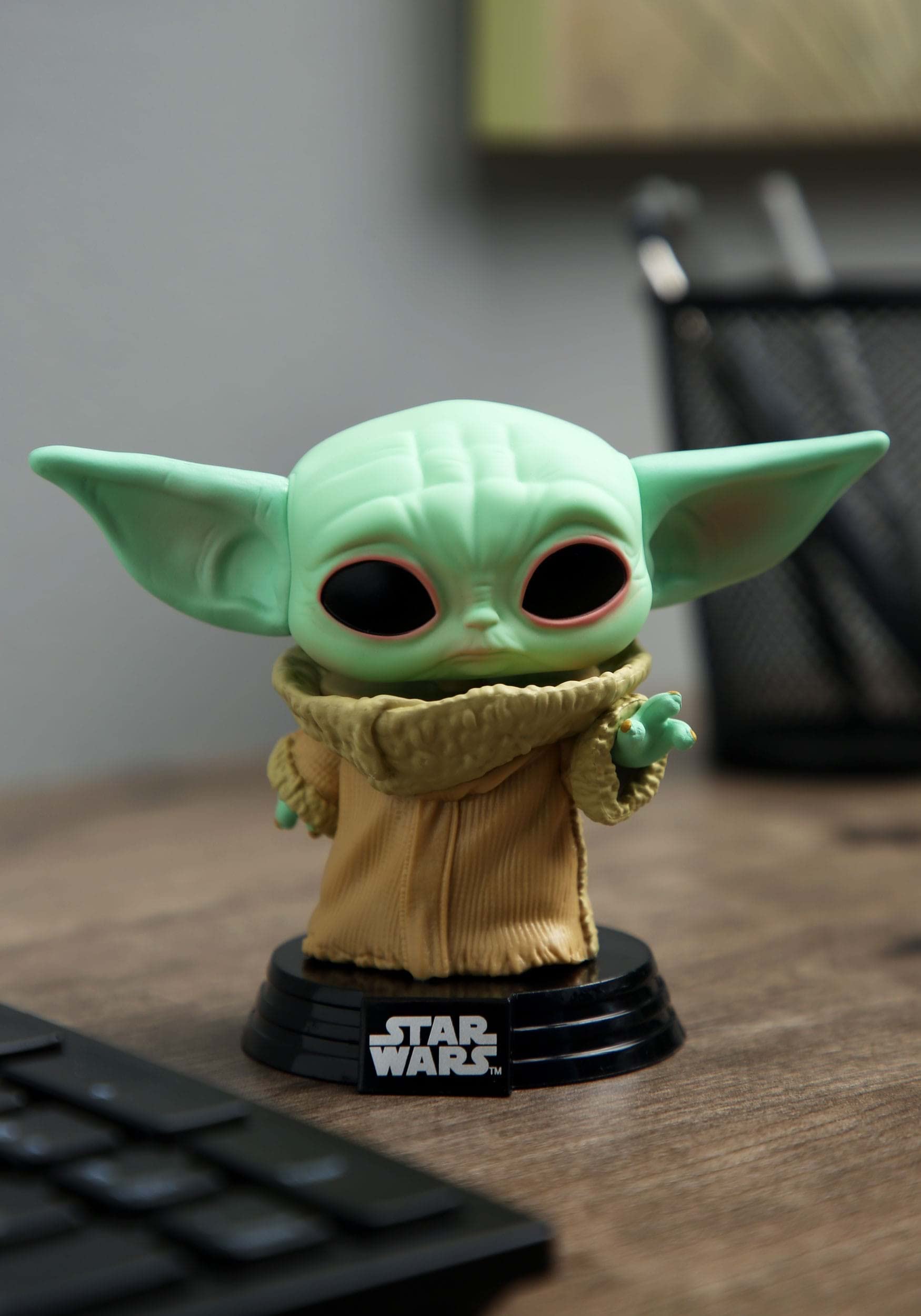Funko Pop! Star Wars: The Mandalorian - The Child Vinyl Figure 7