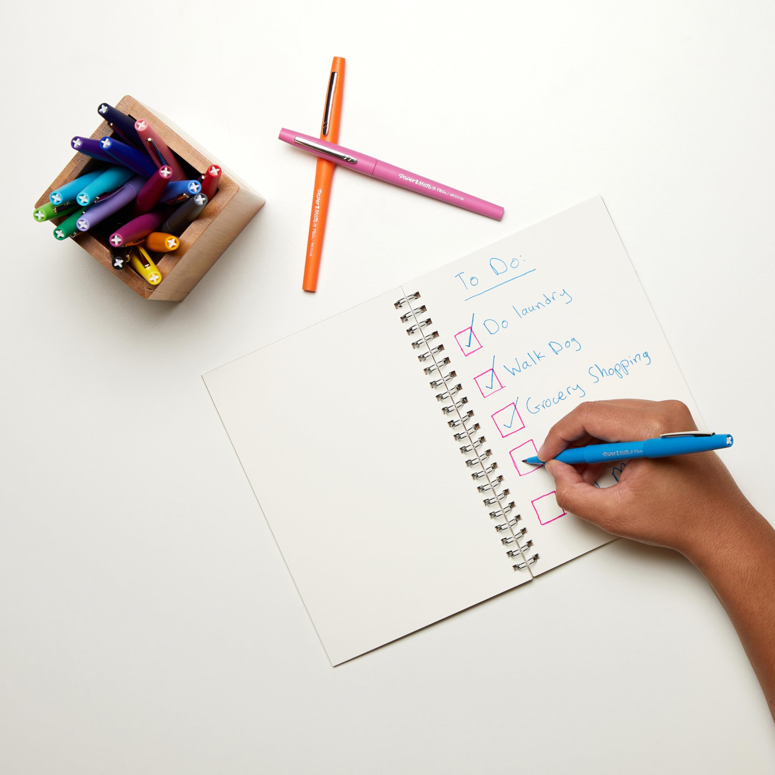 Paper Mate Flair Felt Tip Pens | Medium Point 0.7 mm | Assorted Colors | No-Bleed Ink