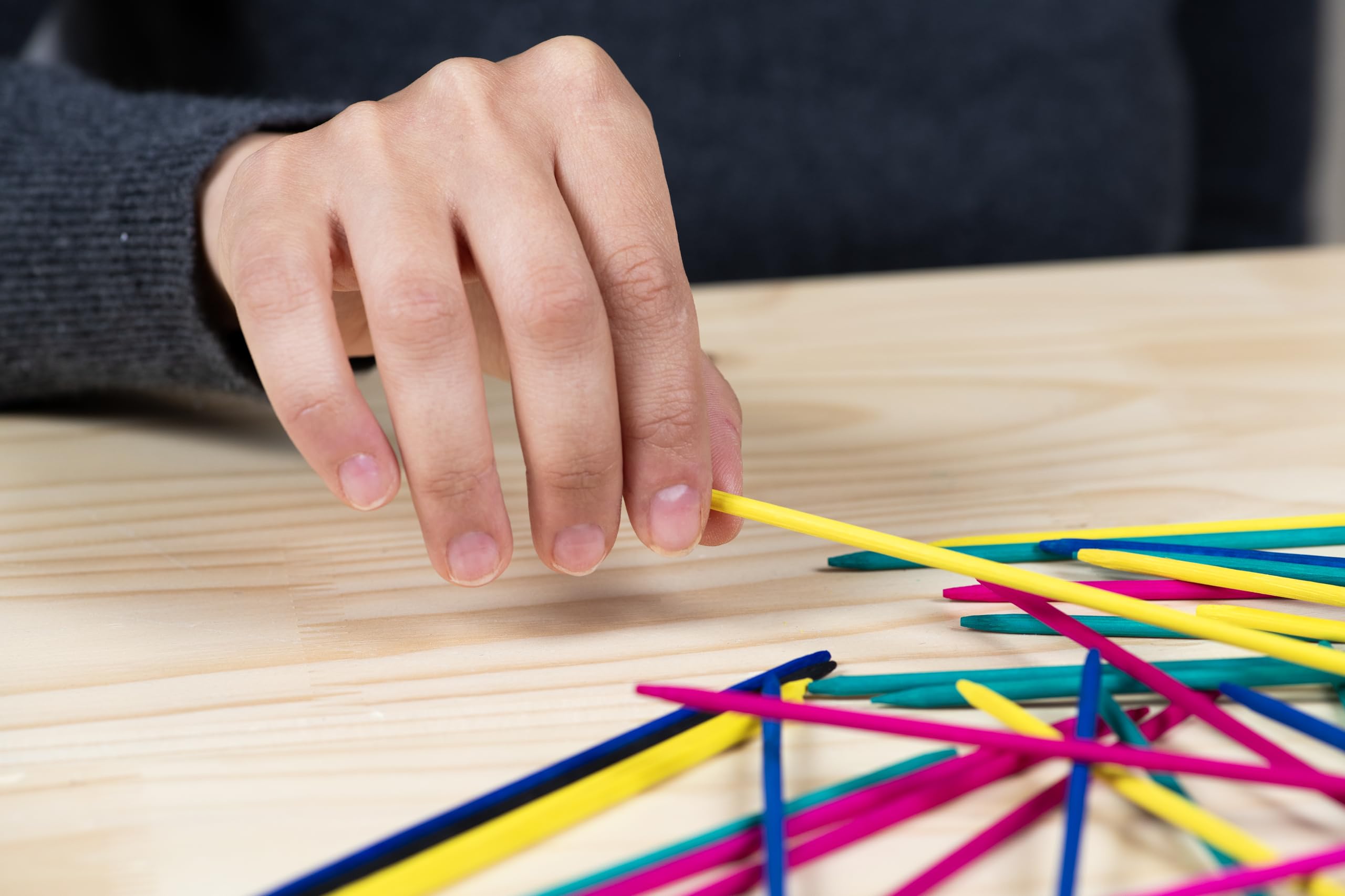 Goliath Games Giant Pick Up Sticks | 30 Coloured Wooden Sticks | Classic Family Game 4