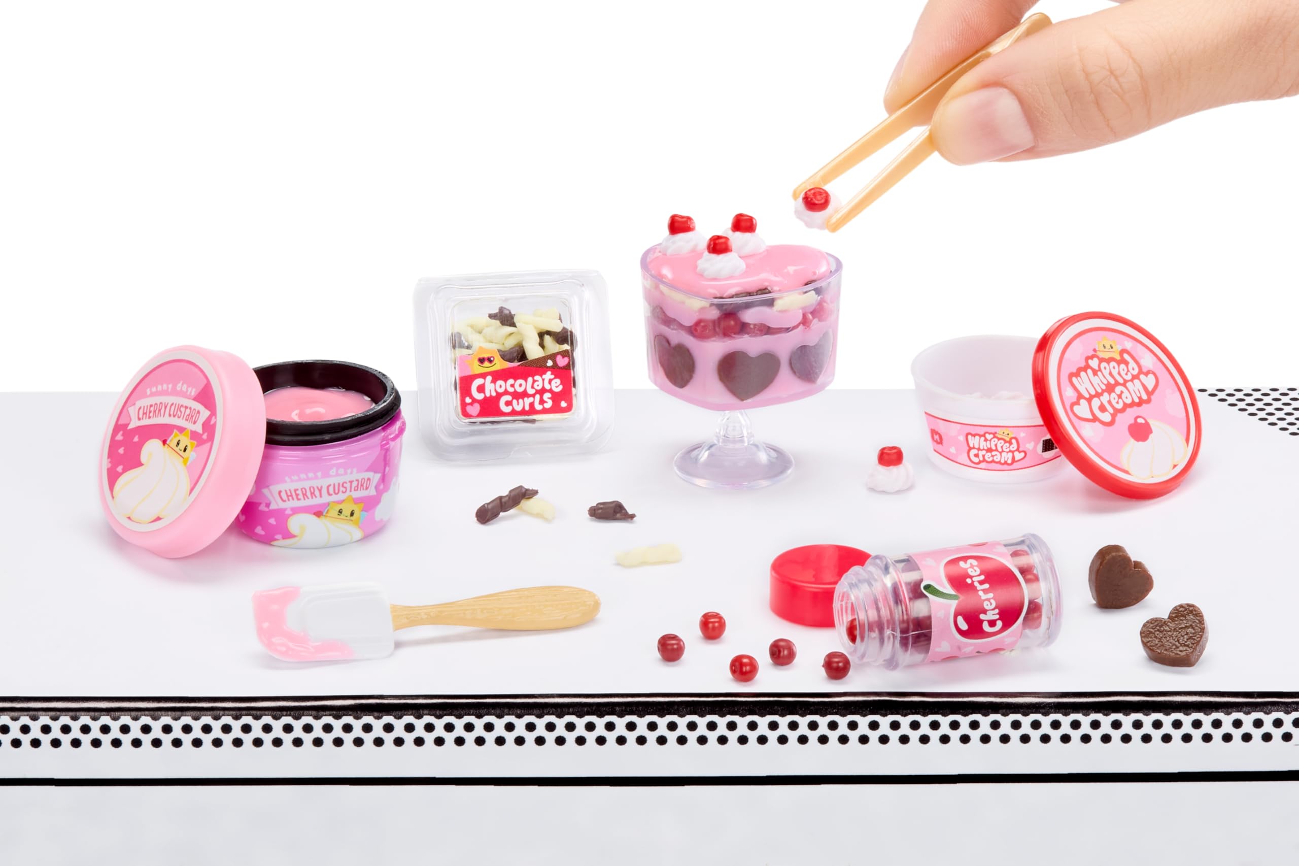 MGA's Miniverse Make It Mini With Love - DIY Resin Collectables, Valentine’s Day Series | Ages 8+ 6