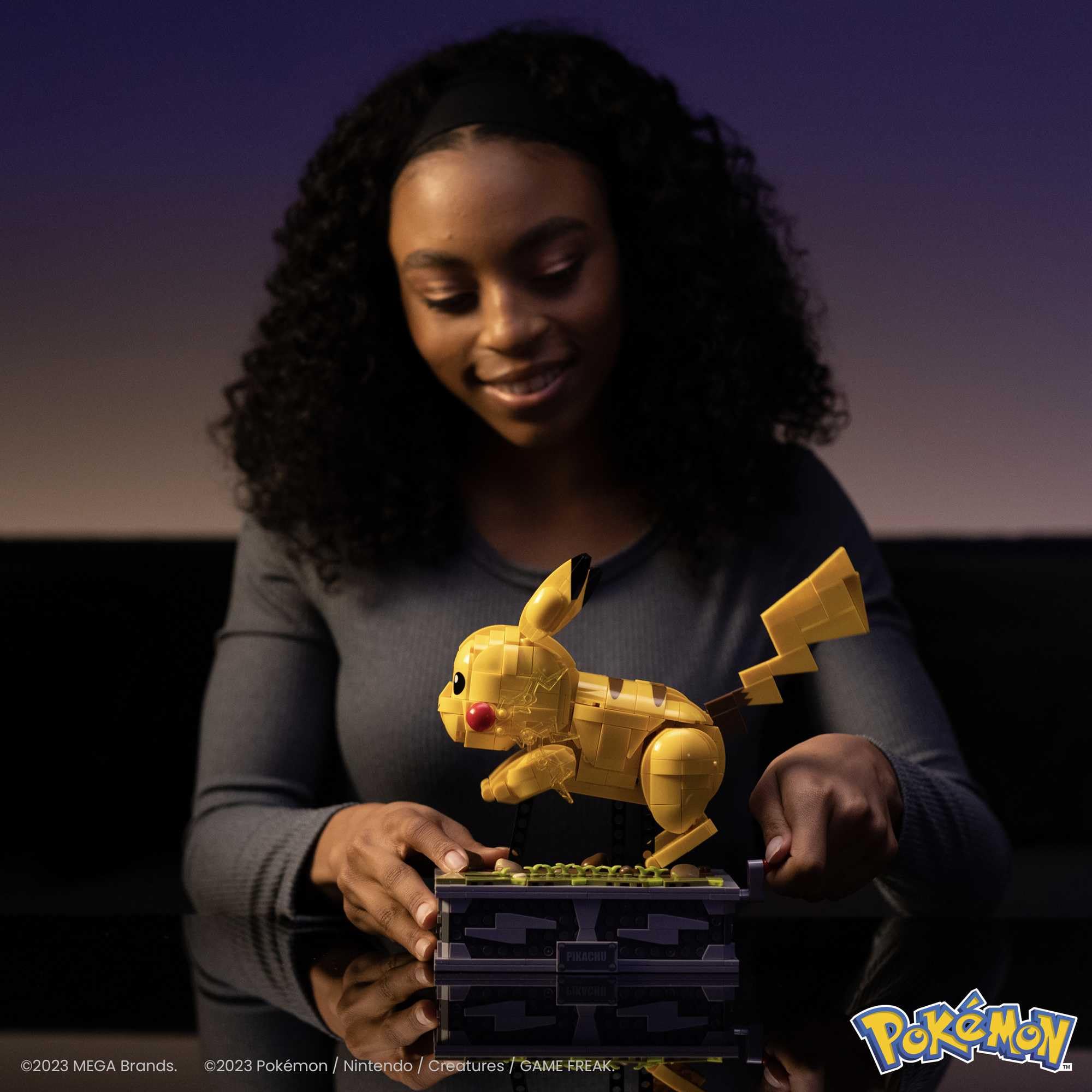 MEGA Pokémon Motion Pikachu Action Figure - 1095-Piece Building Set for Ages 12+ 5