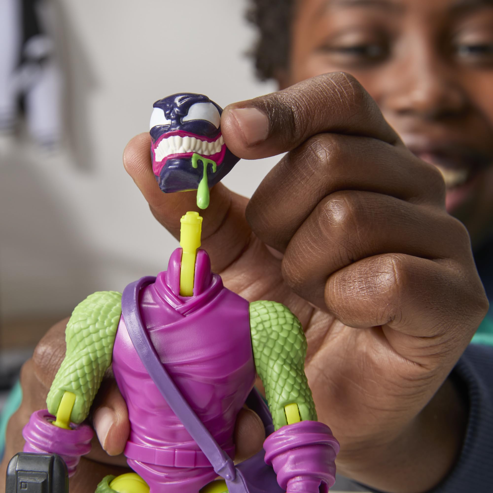 SPIDER-MAN MixMashers Green Goblin Action Figure - 5 Inch | Interchangeable Parts | Ages 4+ 6
