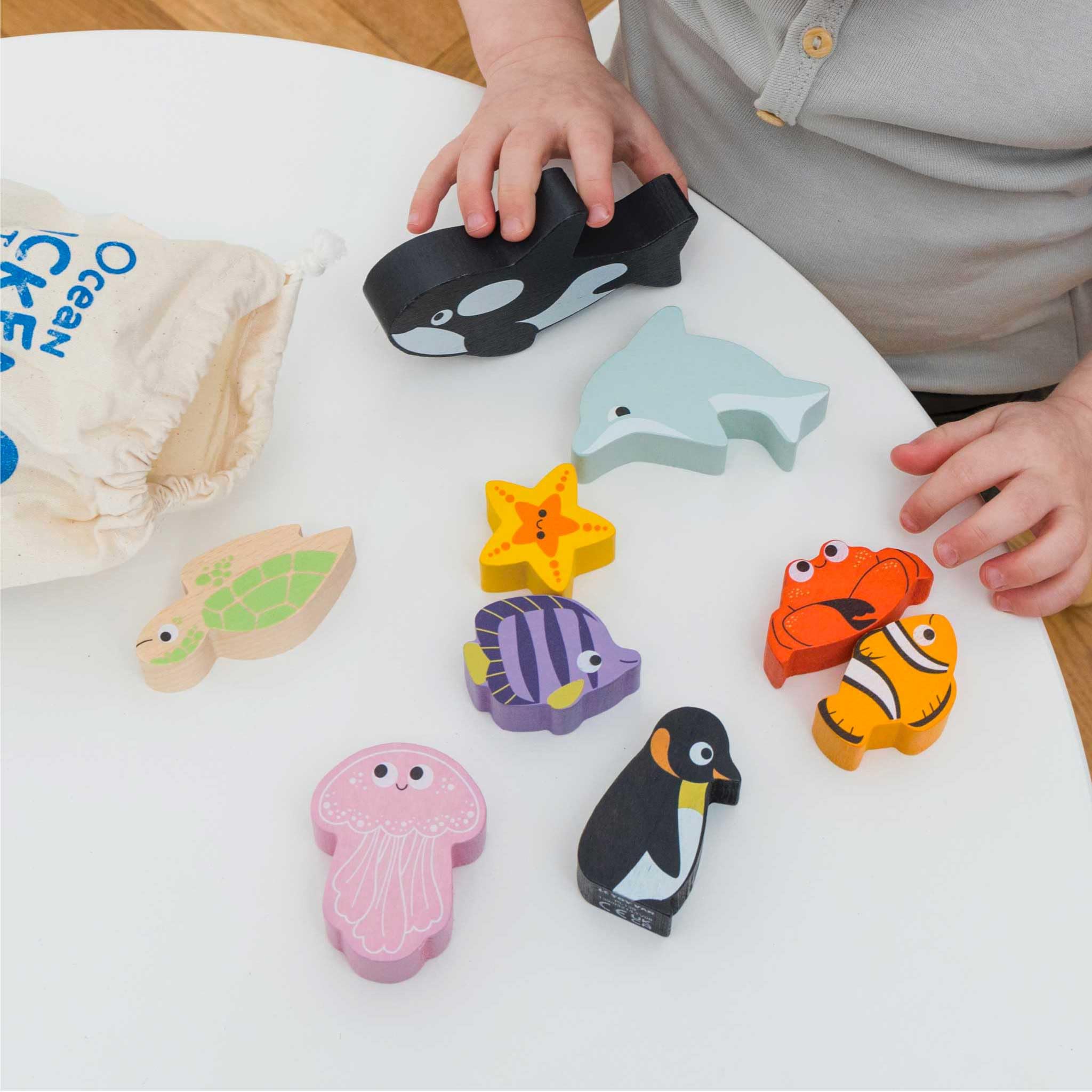 Le Toy Van Petilou Wooden Ocean Stacking Animals & Bag | Ages 18m+ 6