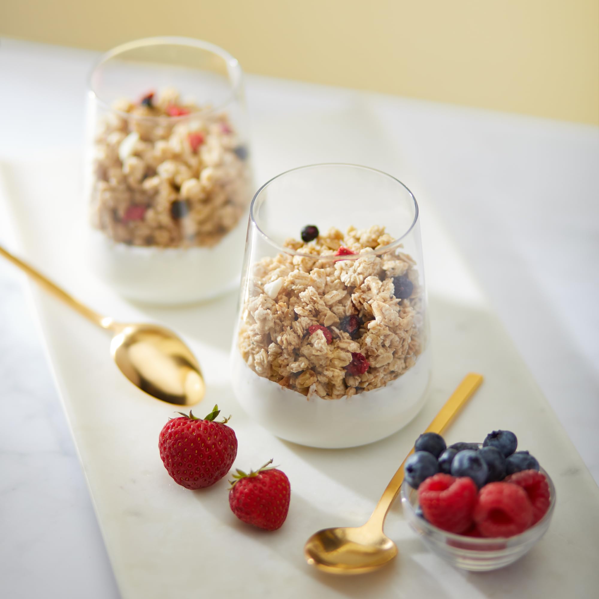 Nature's Path Organic Gluten Free Berry Granola with Yogurt Chunks 300g 4