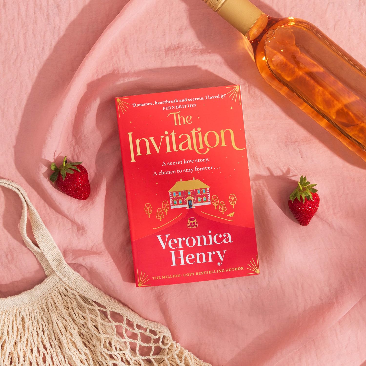 Veronica Henry - The Invitation | Contemporary Fiction Paperback 3