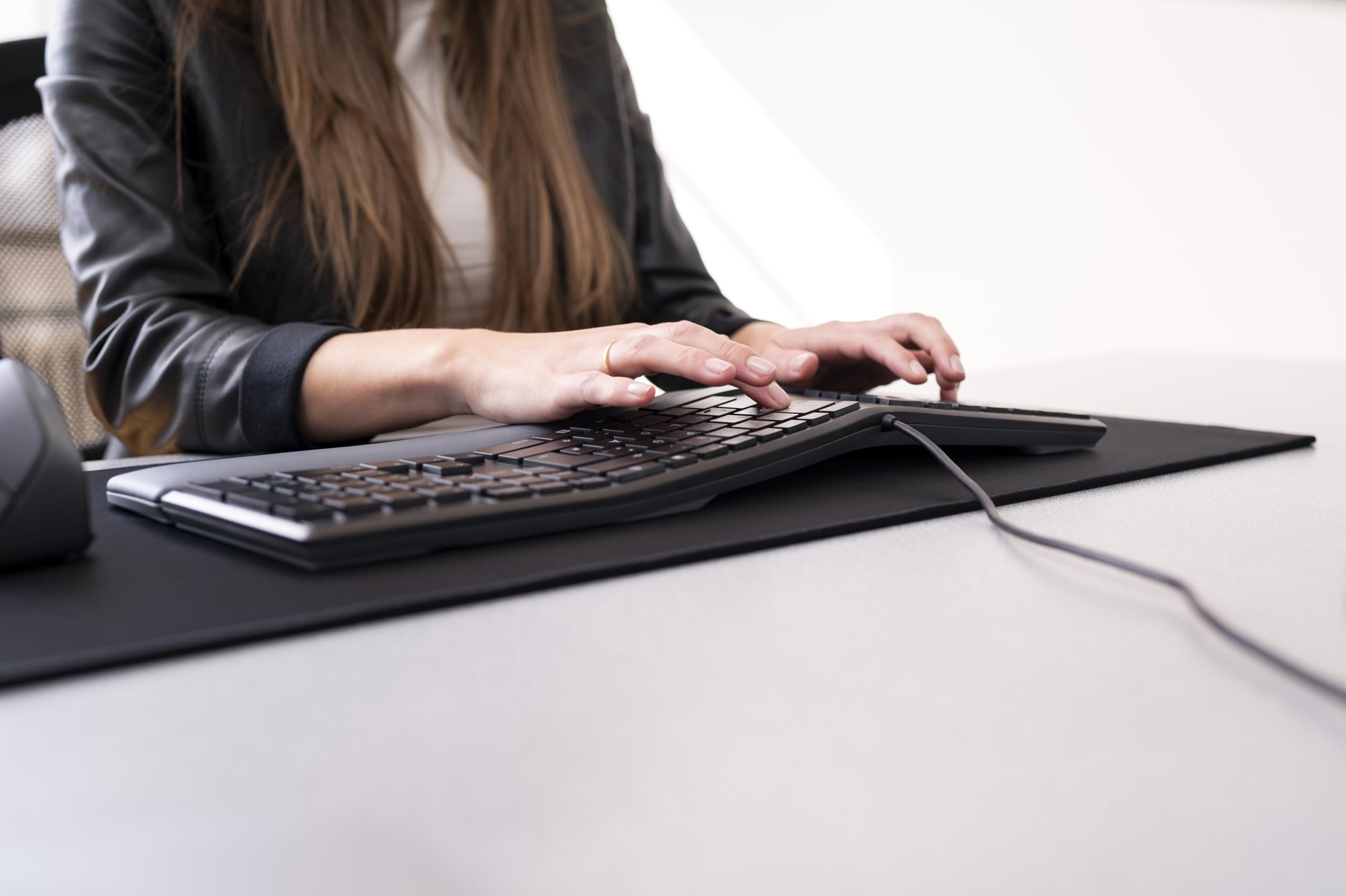 CHERRY KC 4500 ERGO - Ergonomic Wired Keyboard | UK Layout | Padded Palm Rest | Black 3