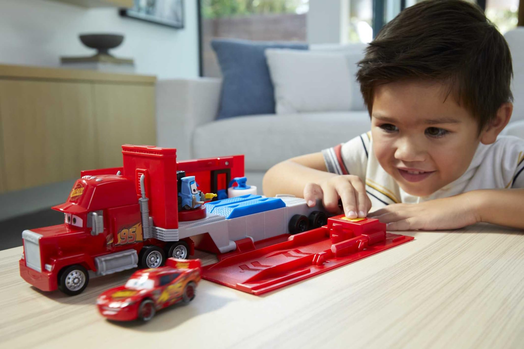 Disney and Pixar Cars Transforming Mack Playset - 2-in-1 Toy Truck & Tune-Up Station for Kids 3+ 8