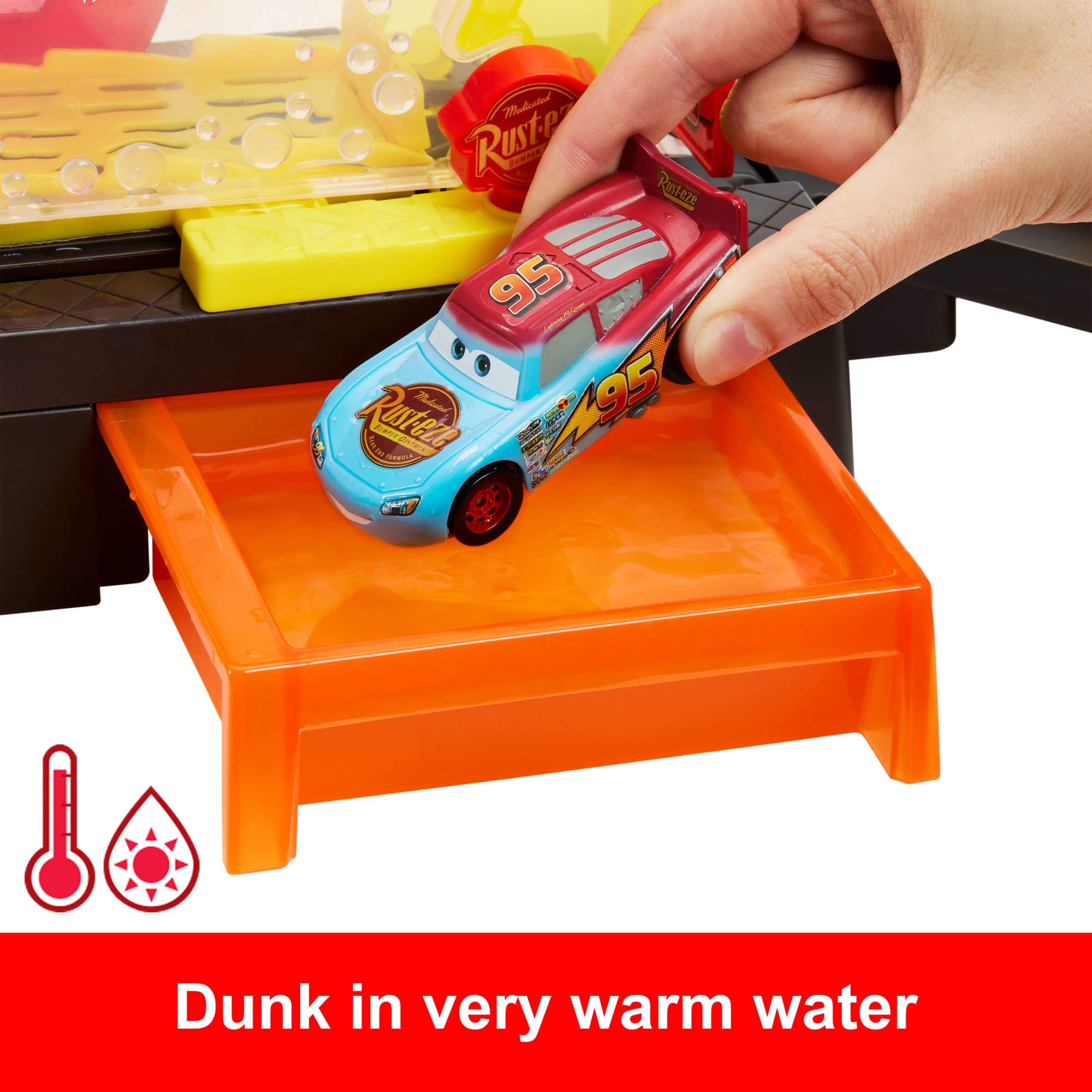 Mattel Disney and Pixar Cars Color Changers Race Ready Car Wash Playset with Lightning McQueen 4