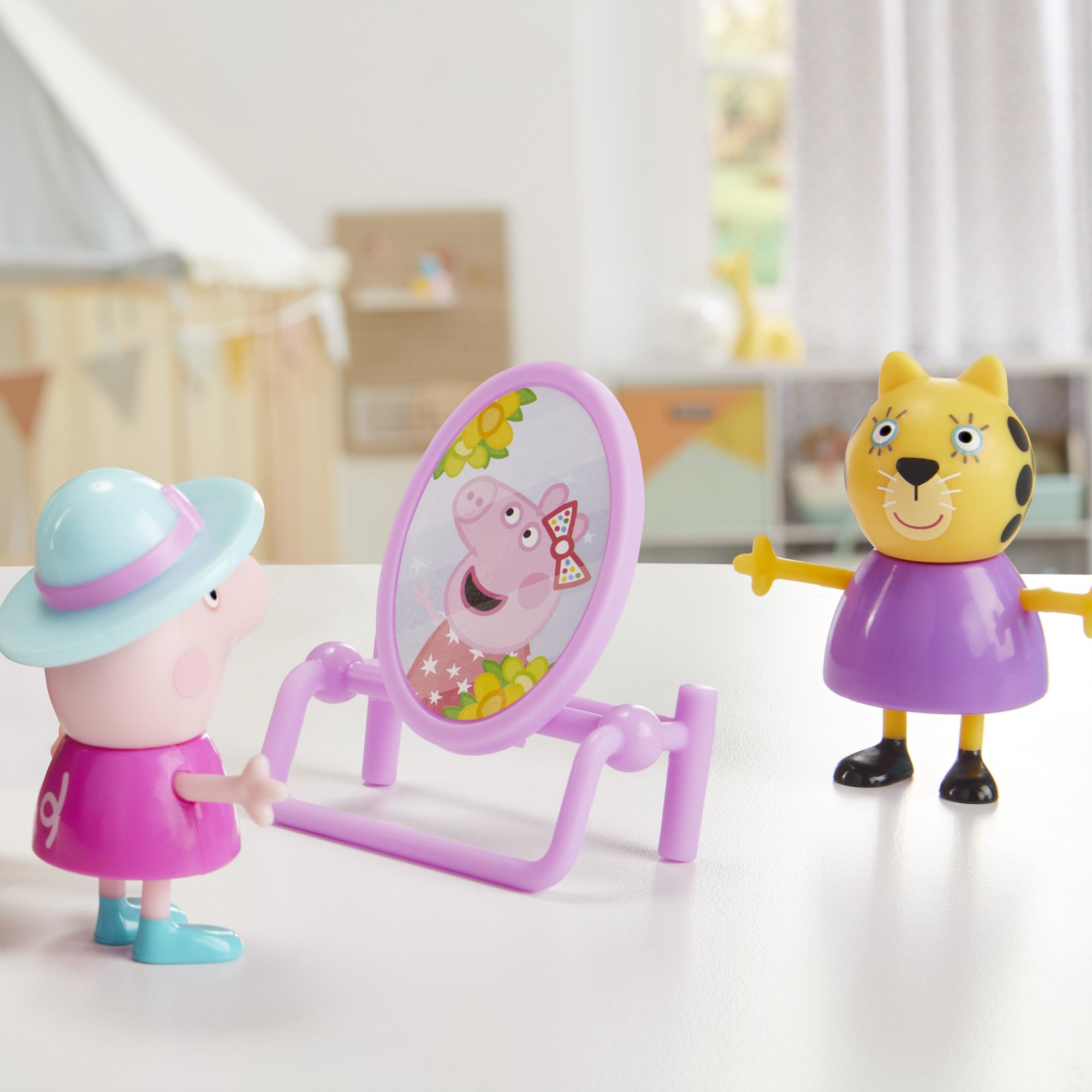 Peppa Pig Peppa's Dance Party Playset - Interactive Twirling Stage & Dress Shop for Ages 3+ 5