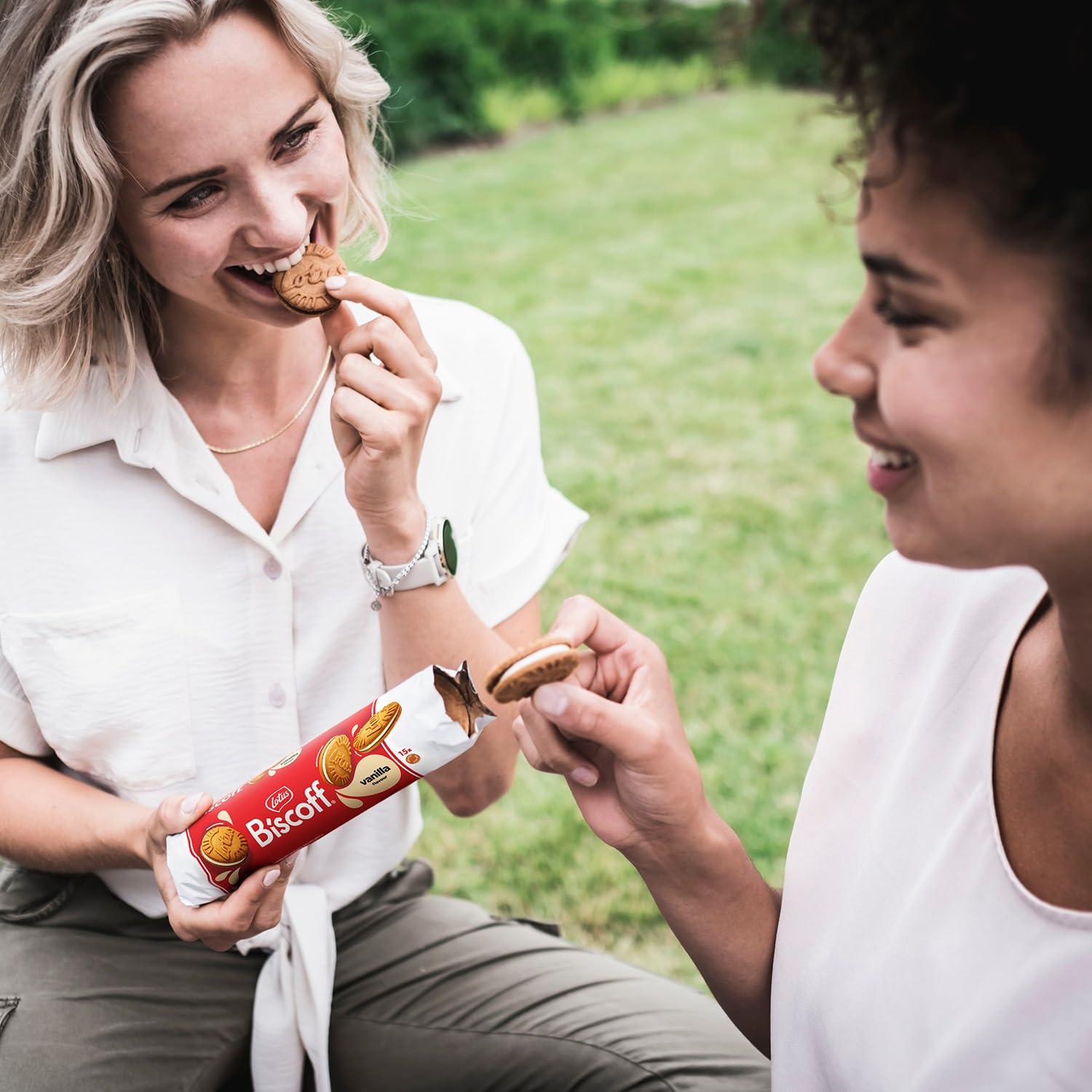 Lotus Biscoff Sandwich Biscuits Variety Pack - Vanilla, Chocolate & Caramel Cream - 80 Cookies (16 Rolls)