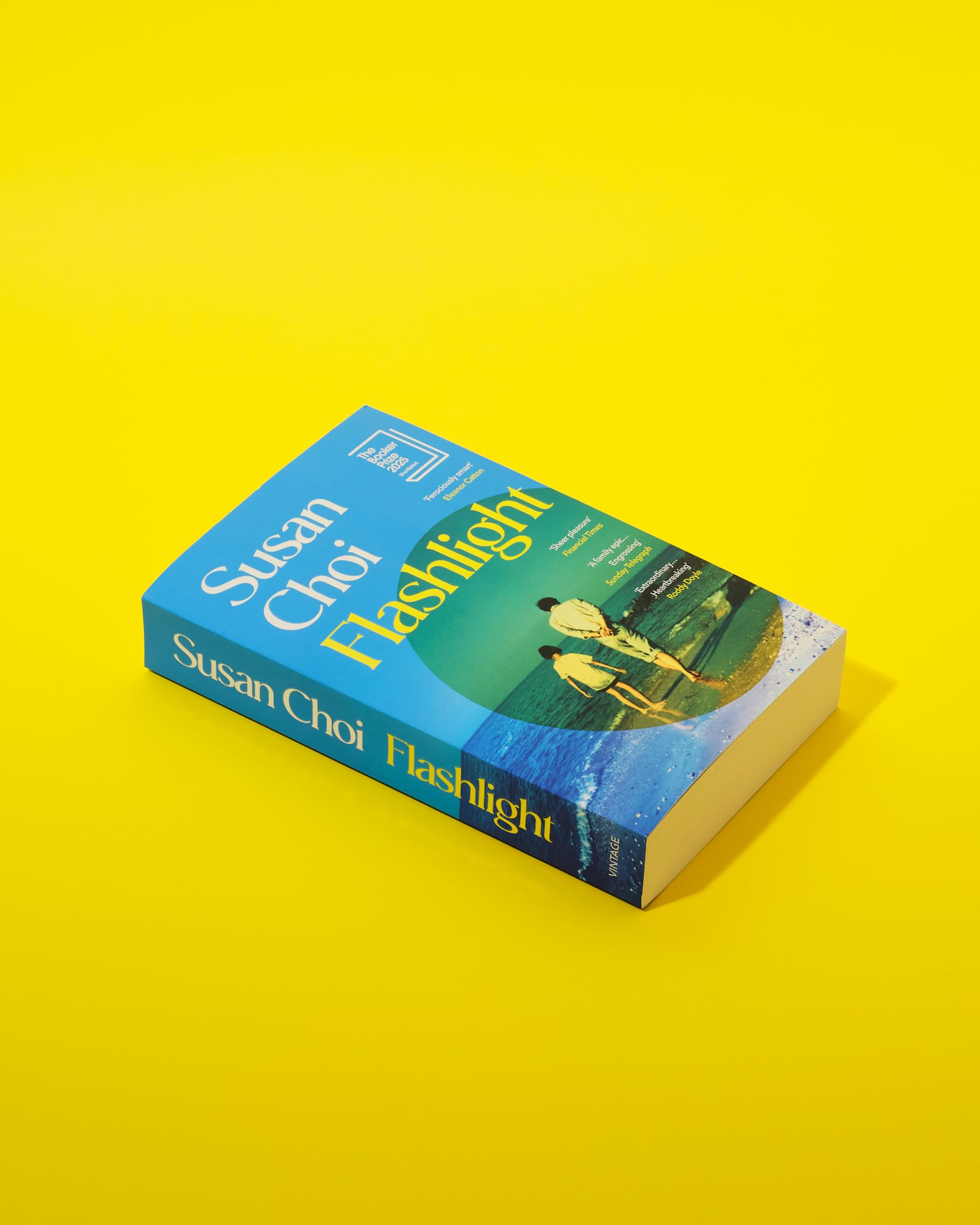 Choi, Susan - Flashlight | Shortlisted for Women's Prize for Fiction 2026 | Paperback