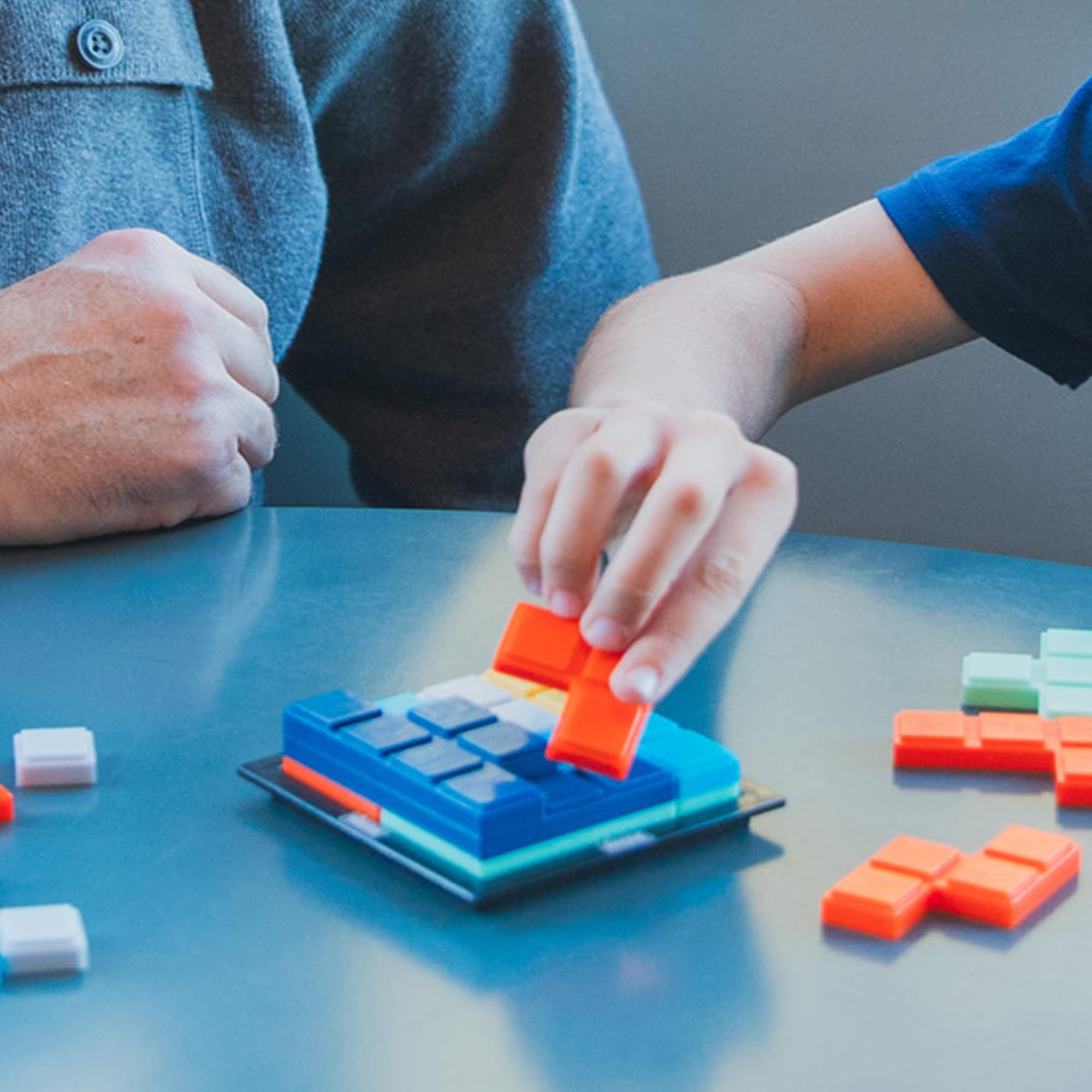 Educational Insights Upzzle Strategic Stacking Puzzle Game for Kids | 2 Players | Multicolor 5