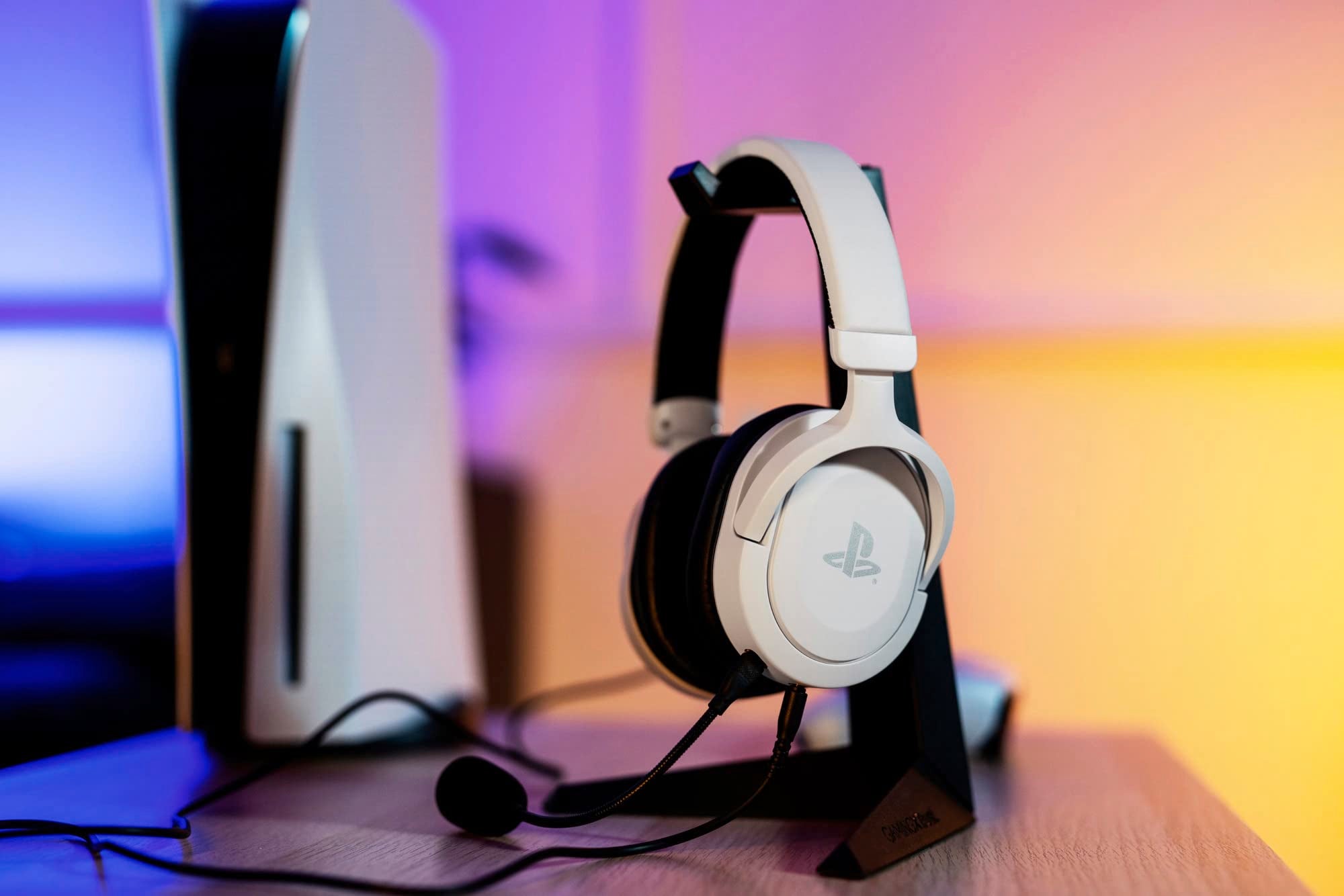 Trust Gaming GXT 498W Forta Officially Licensed PS5 Gaming Headset with 50mm Drivers & Detachable Mic 3