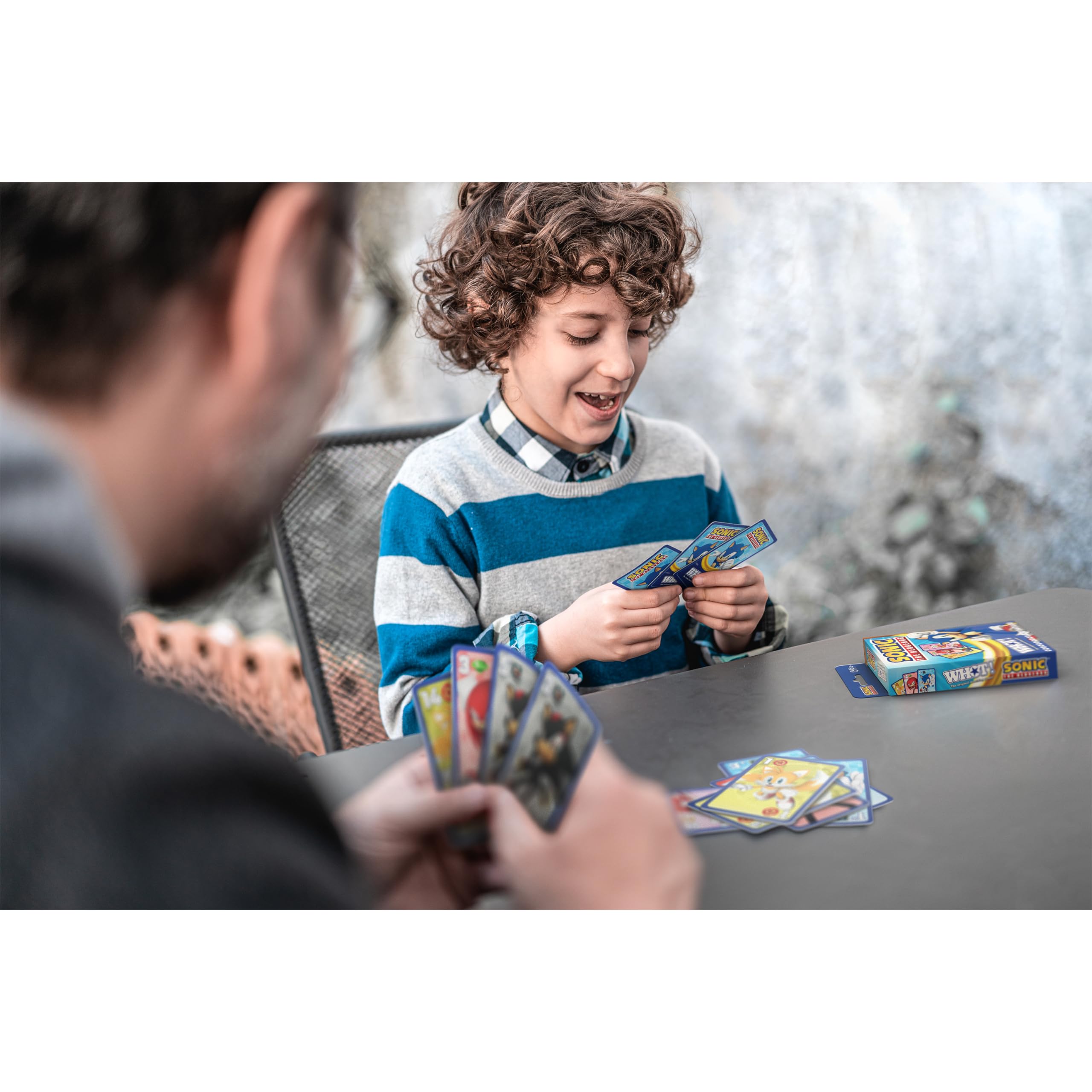 Waddingtons Number 1 Sonic the Hedgehog WHOT! Travel Card Game | Ages 5+ 6