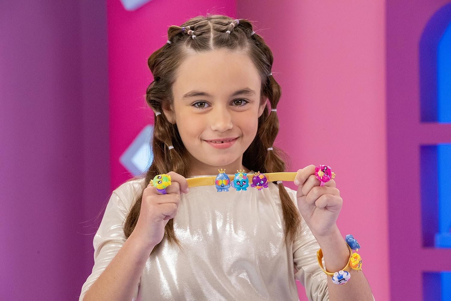 Bandai Pinky Promise The Royals 12 Pack - Gemmy Friends Collectible Set with Bracelet & Hair Clip 9