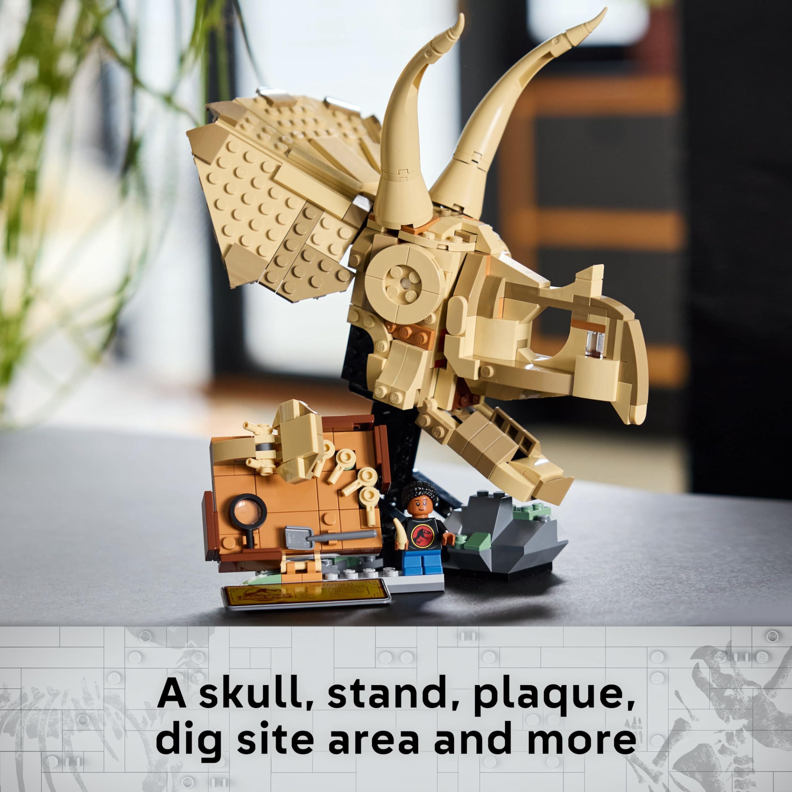 LEGO Jurassic World Dinosaur Fossils: Triceratops Skull Model 76969 Building Set for Ages 9+ 3