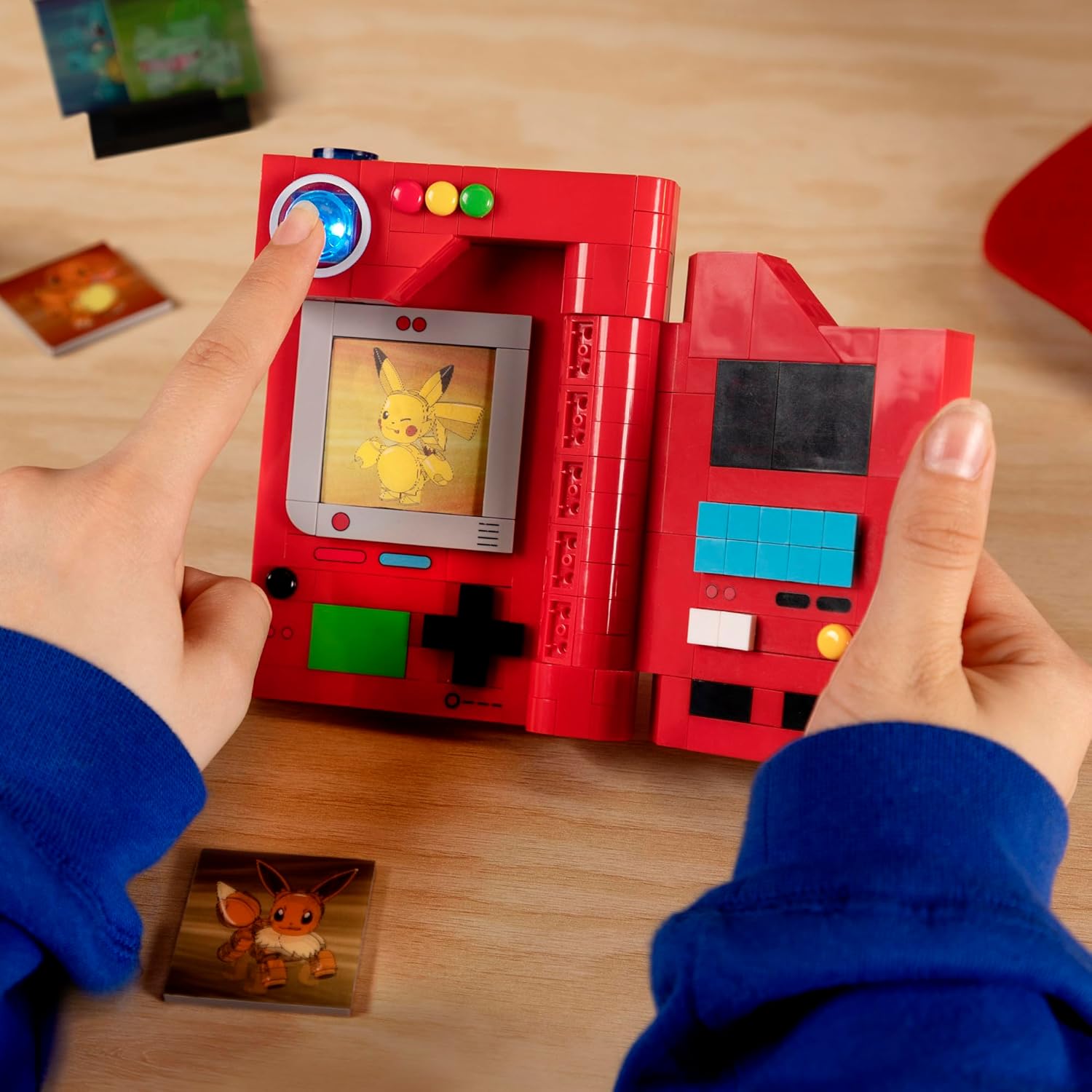MEGA Pokémon Kanto Region Pokédex Building Set - 322 Pieces with Light & Lenticular Cards 4