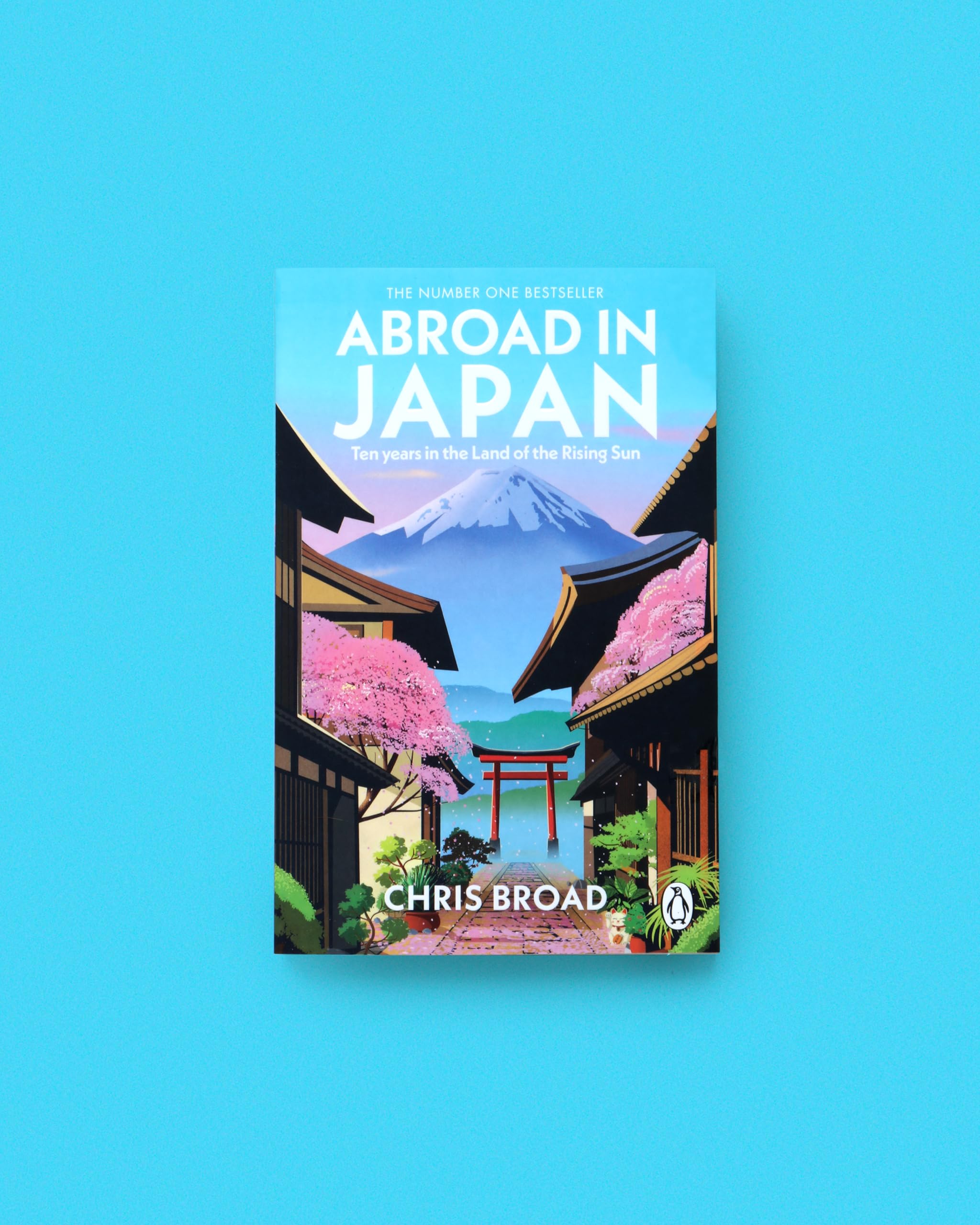 Chris Broad Abroad in Japan - The No. 1 Sunday Times Bestseller | Paperback | 320 Pages