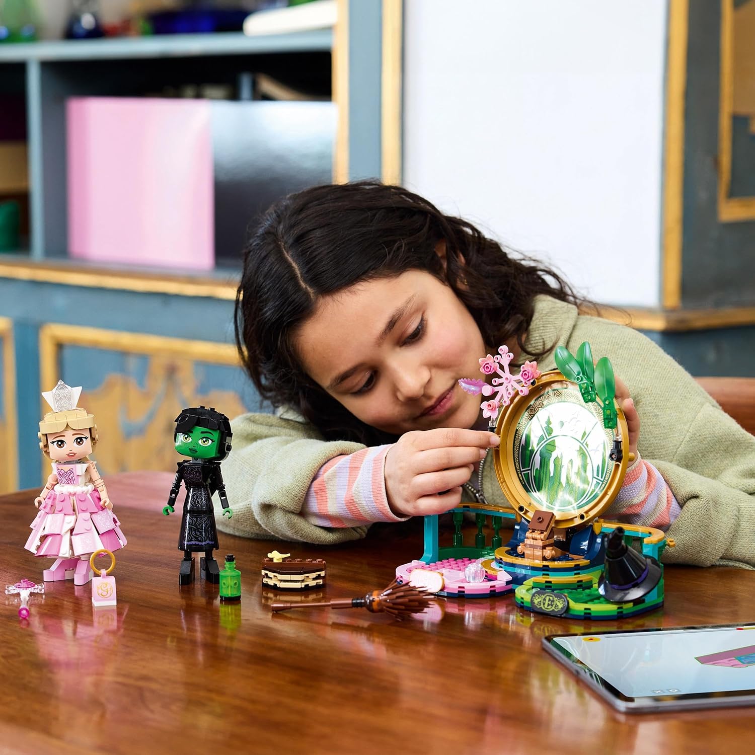 LEGO Wicked Elphaba & Glinda Figures 75682 - Building Set for 10+ Year Olds