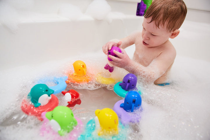 Tomy Toomies Do Re Mi Delfini Giocattolo per il bagnetto | Giocattolo educativo e musicale per i più piccoli