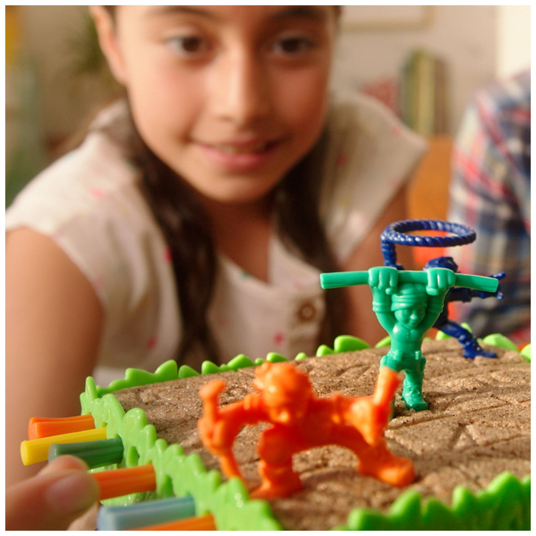 Spin Master Games Sink N’ Sand Quicksand Kids Board Game with Kinetic Sand
