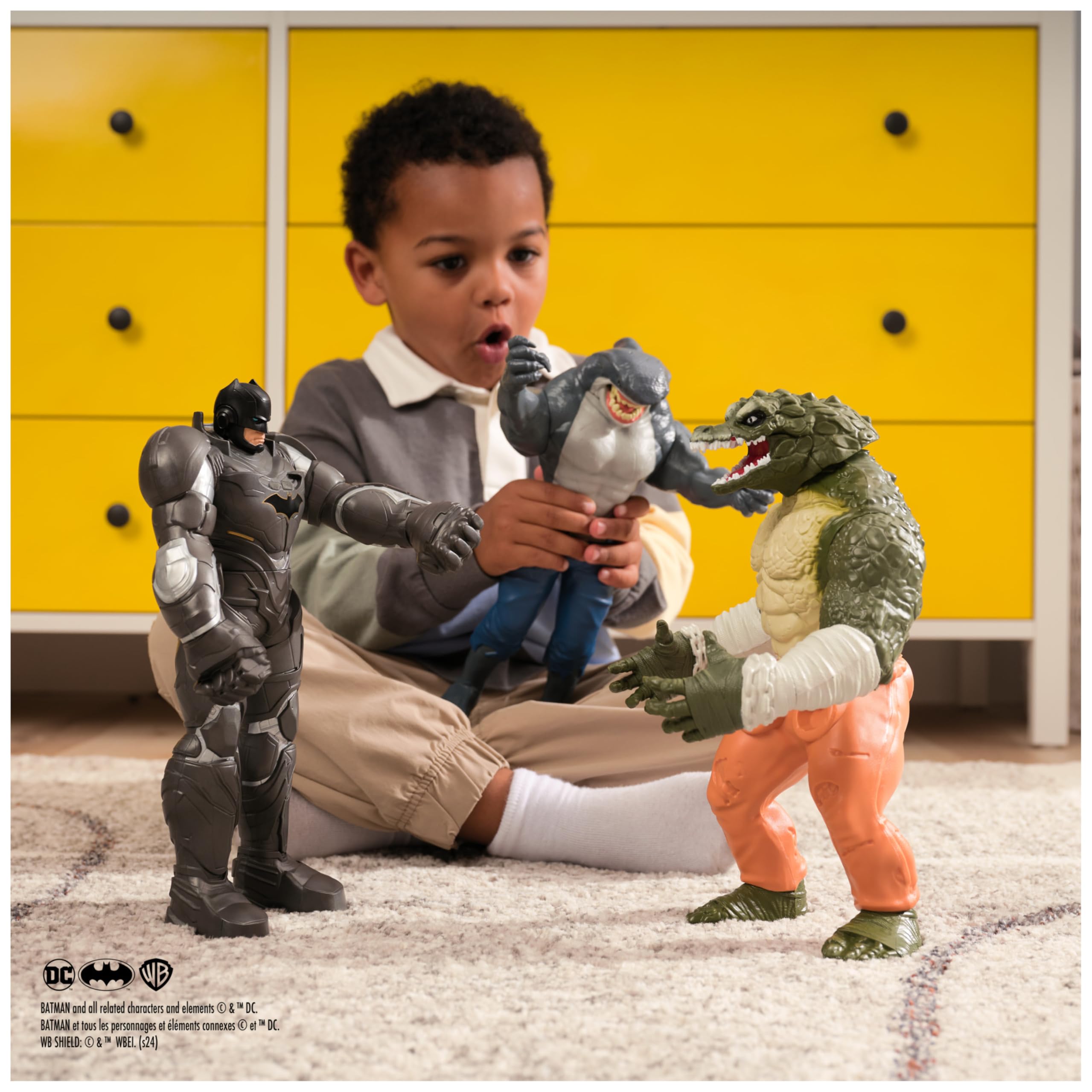 Spin Master DC Comics King Shark Giant Series Action Figure - 30cm | 11 Points of Articulation 5