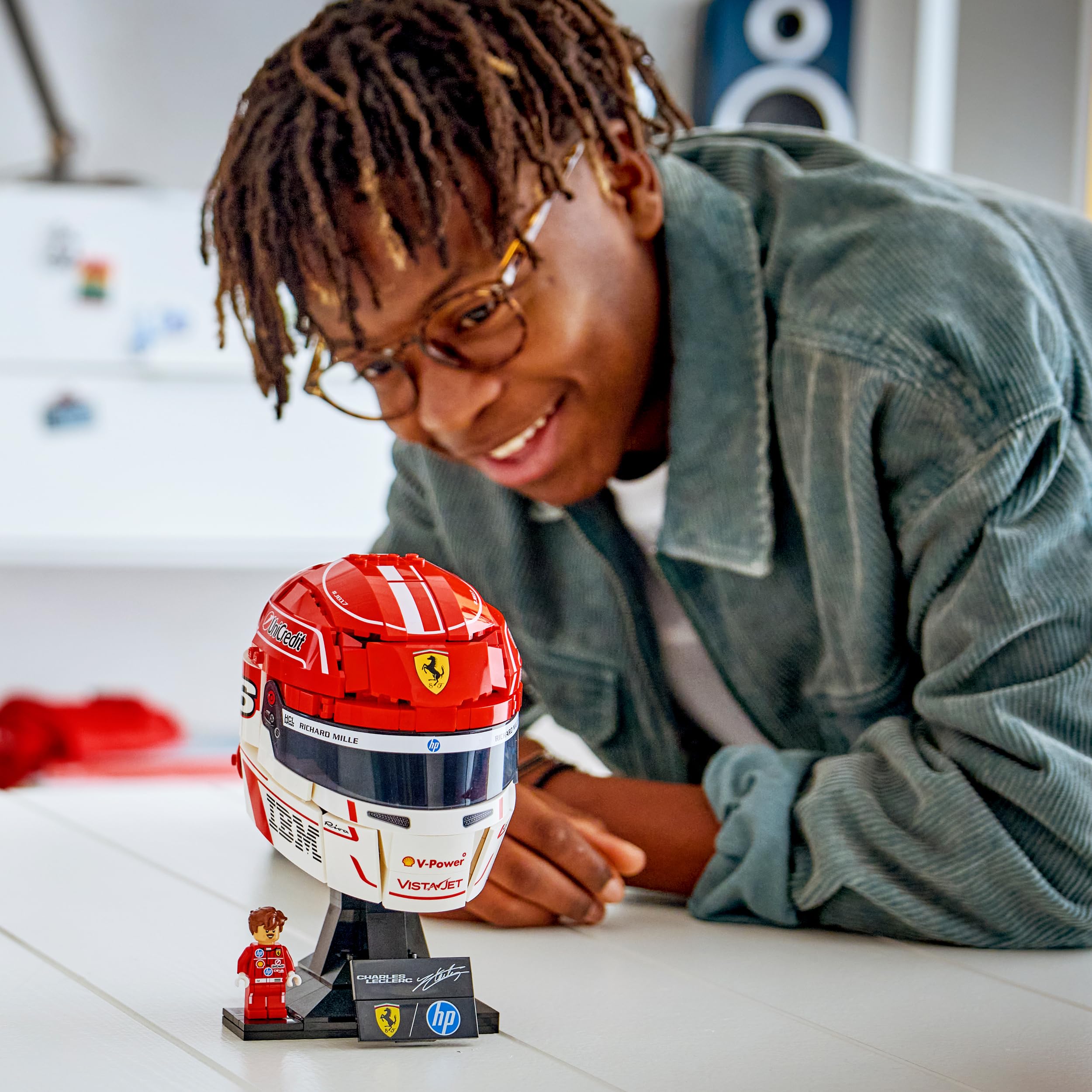 LEGO Editions Scuderia Ferrari HP Charles Leclerc Helmet Building Set | Model 43014 | Ages 14+ 7